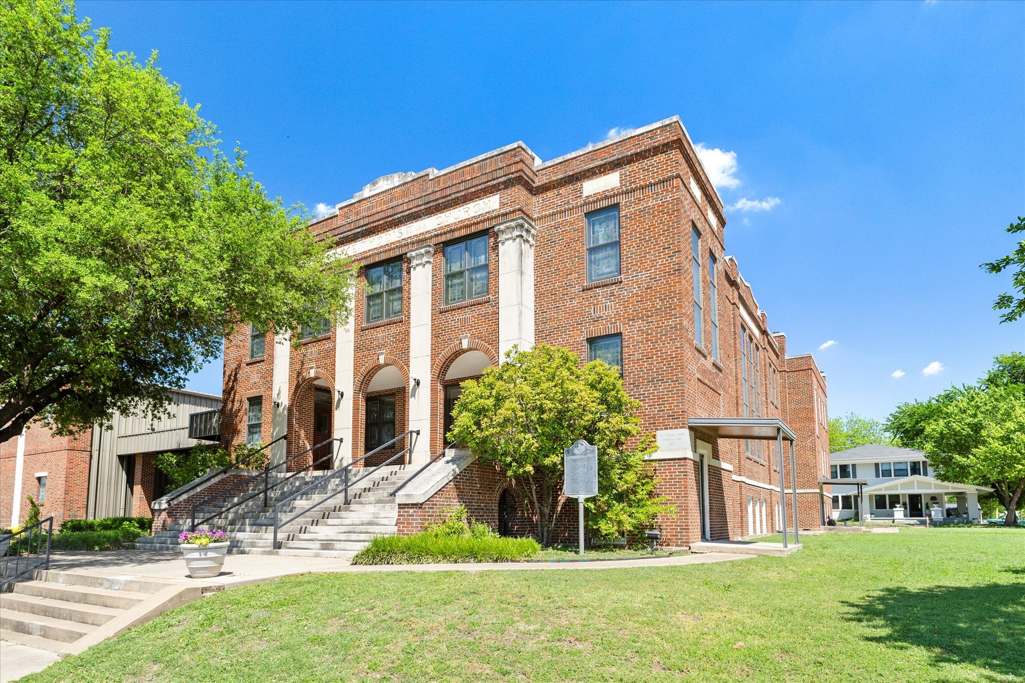 207 N Main Street