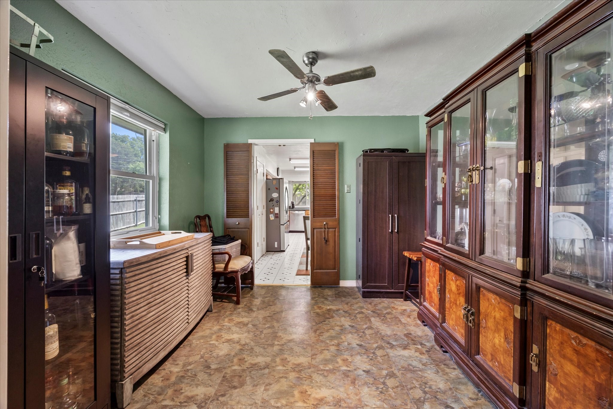 9008 Flicker Lane