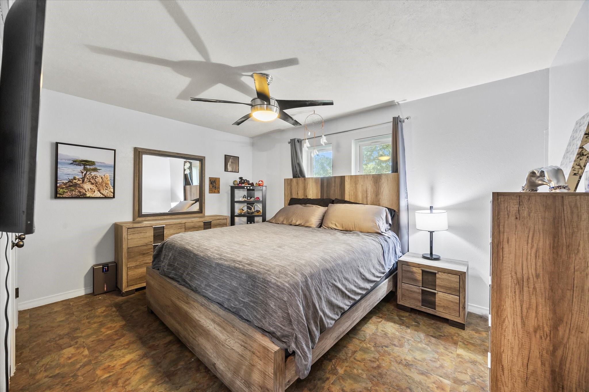 9008 Flicker Lane
