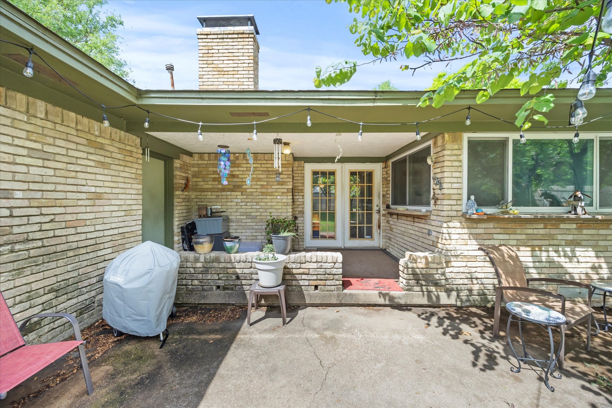 9008 Flicker Lane