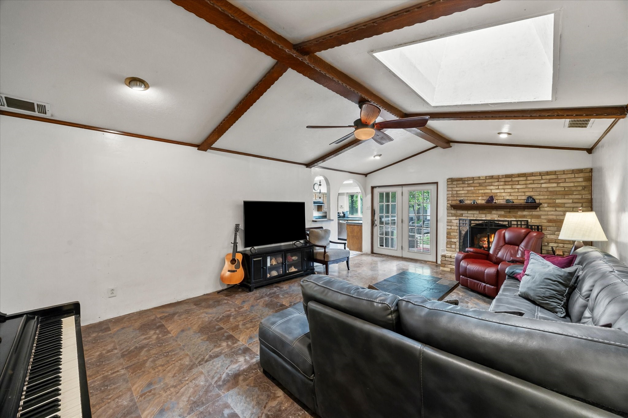 9008 Flicker Lane