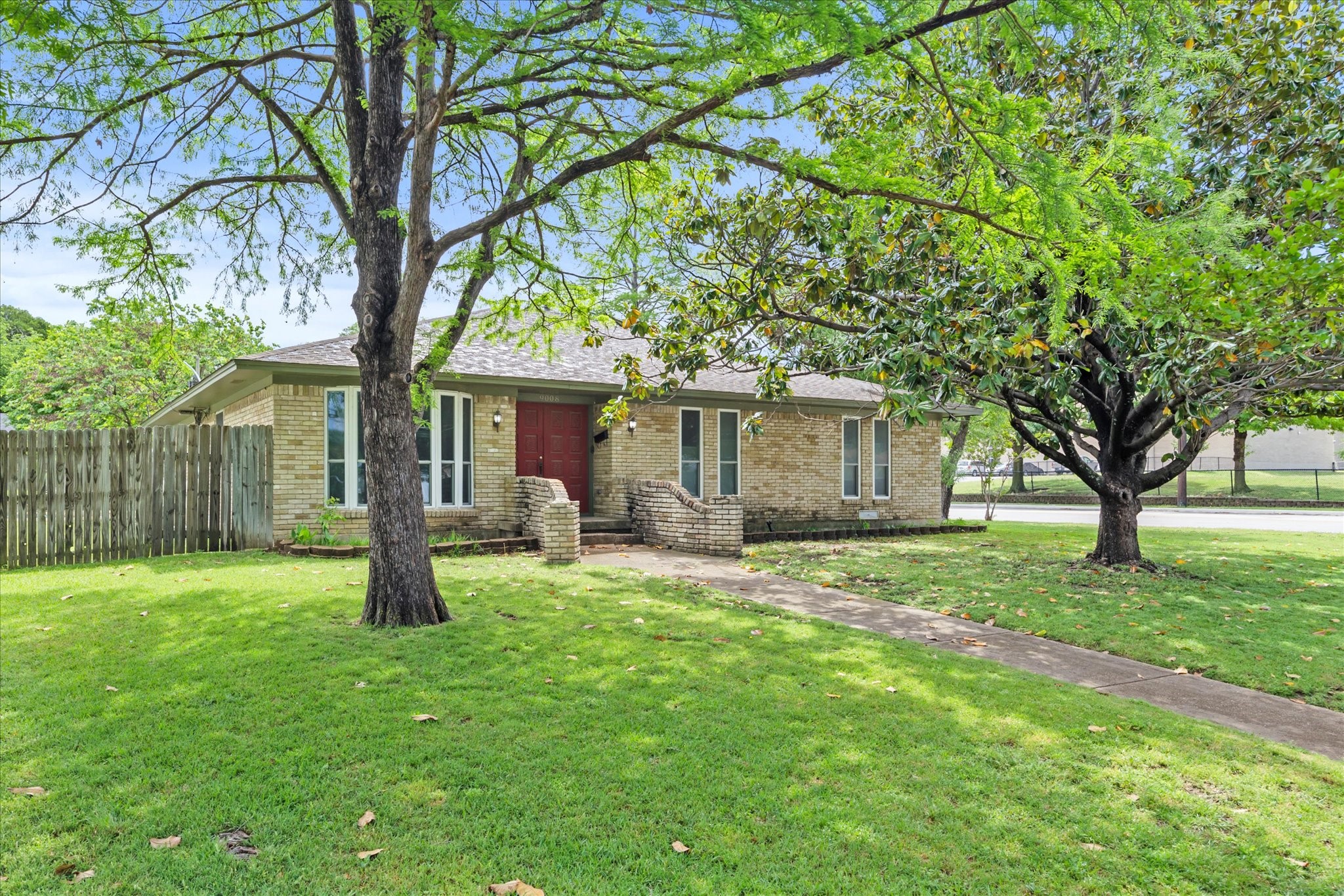 9008 Flicker Lane