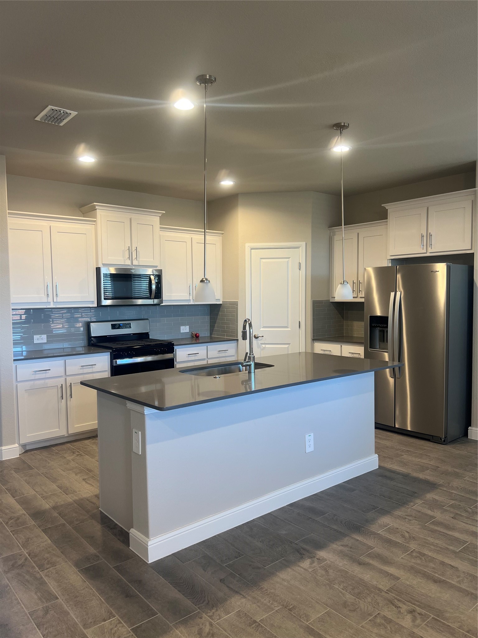 2208 Gill Star Drive