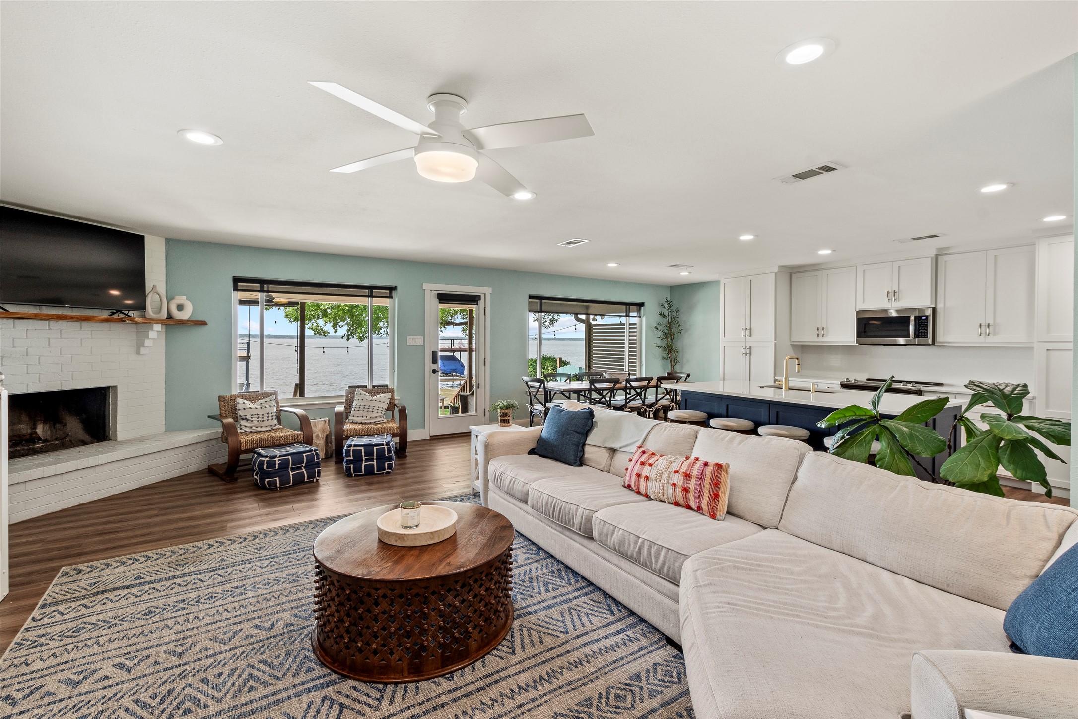 116 Harbor Drive