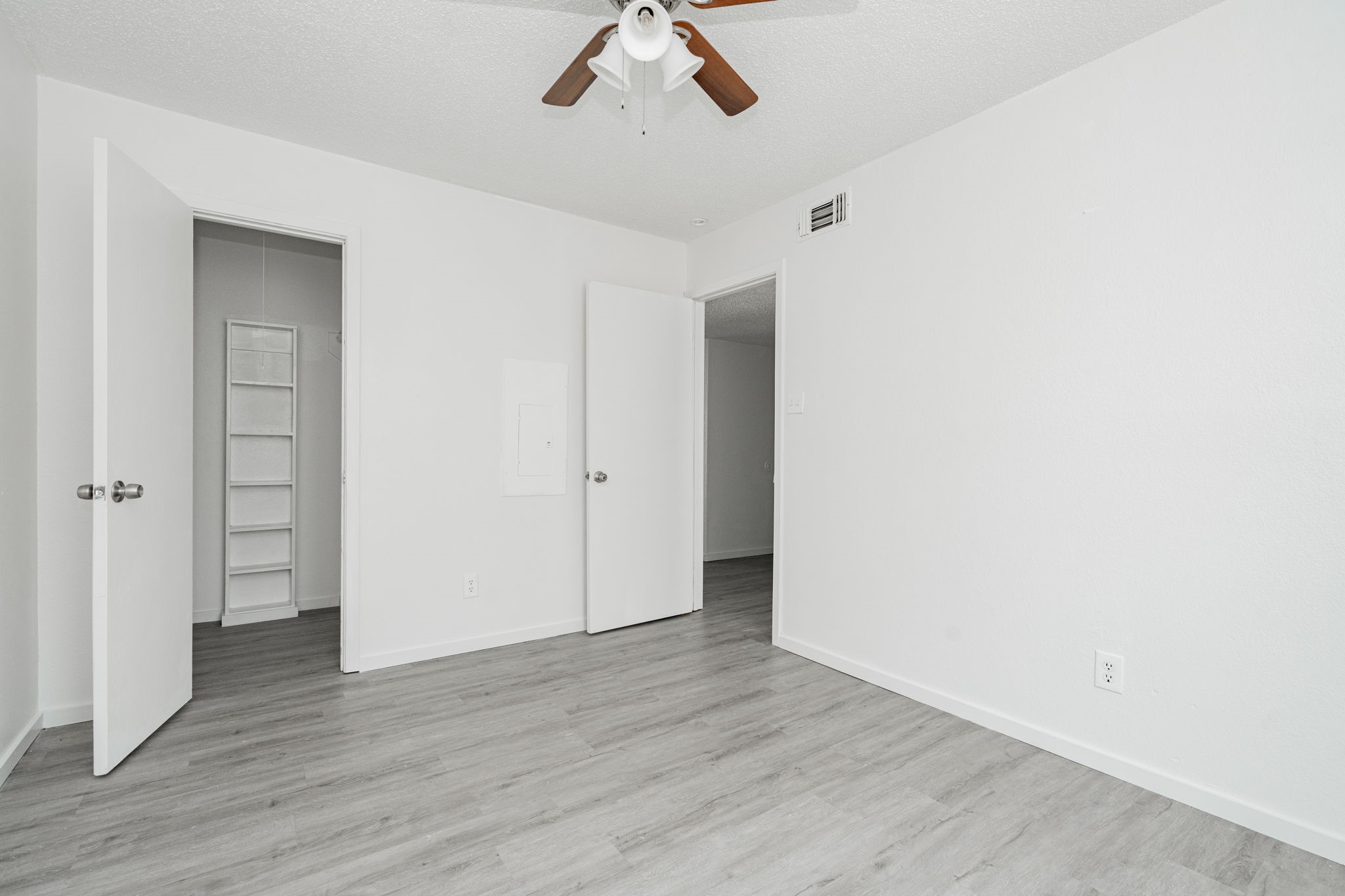 104 N Heights Drive