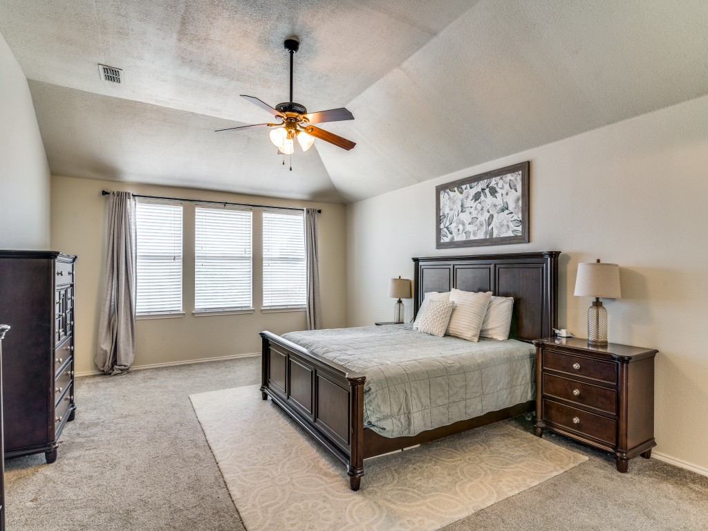 300 Aspenwood Trail