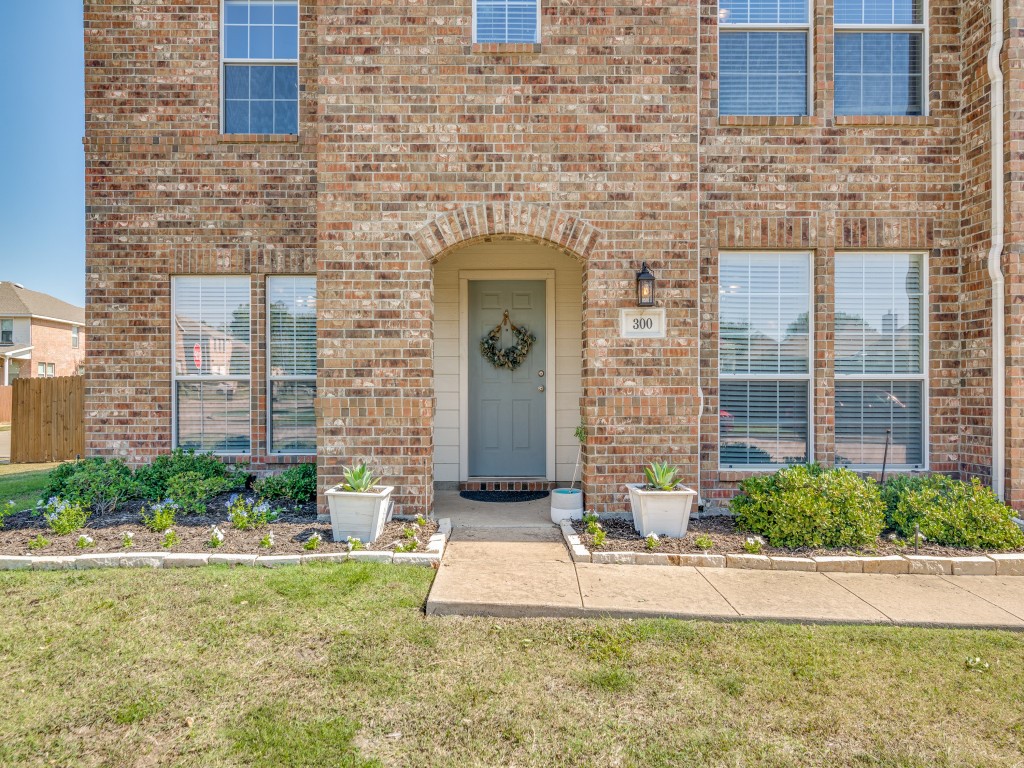 300 Aspenwood Trail
