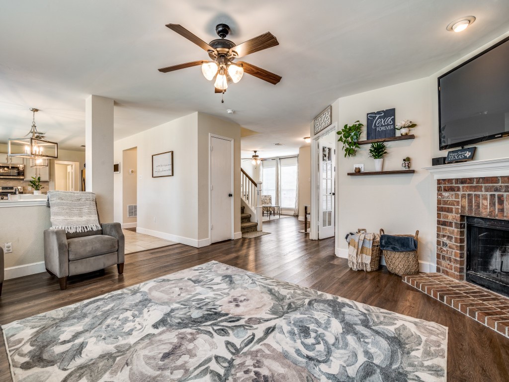 300 Aspenwood Trail