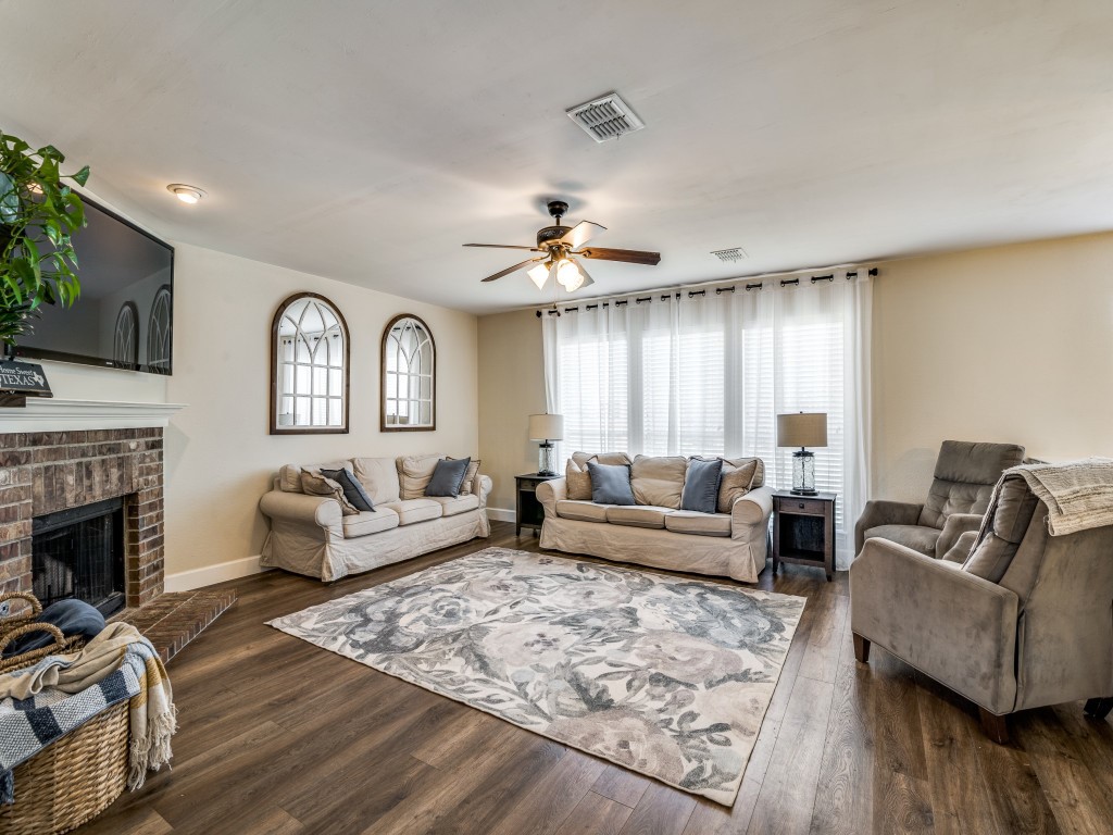 300 Aspenwood Trail
