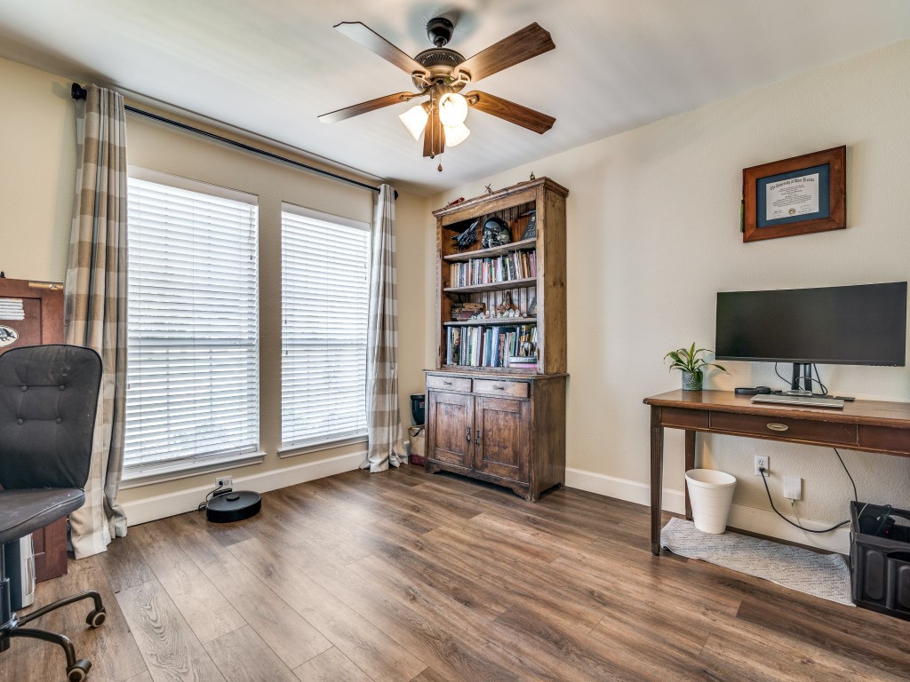 300 Aspenwood Trail