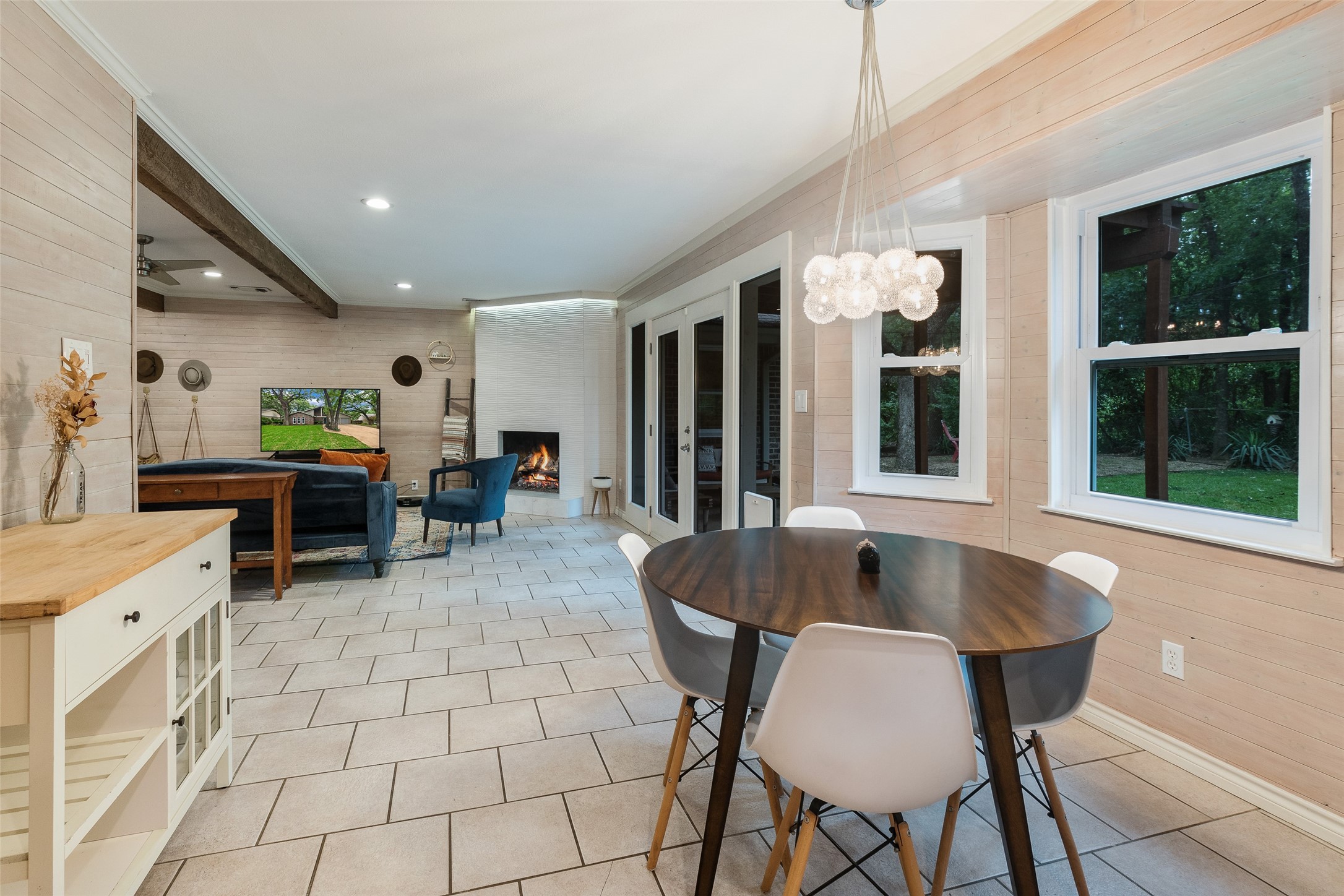 2012 S Meadow Way Circle