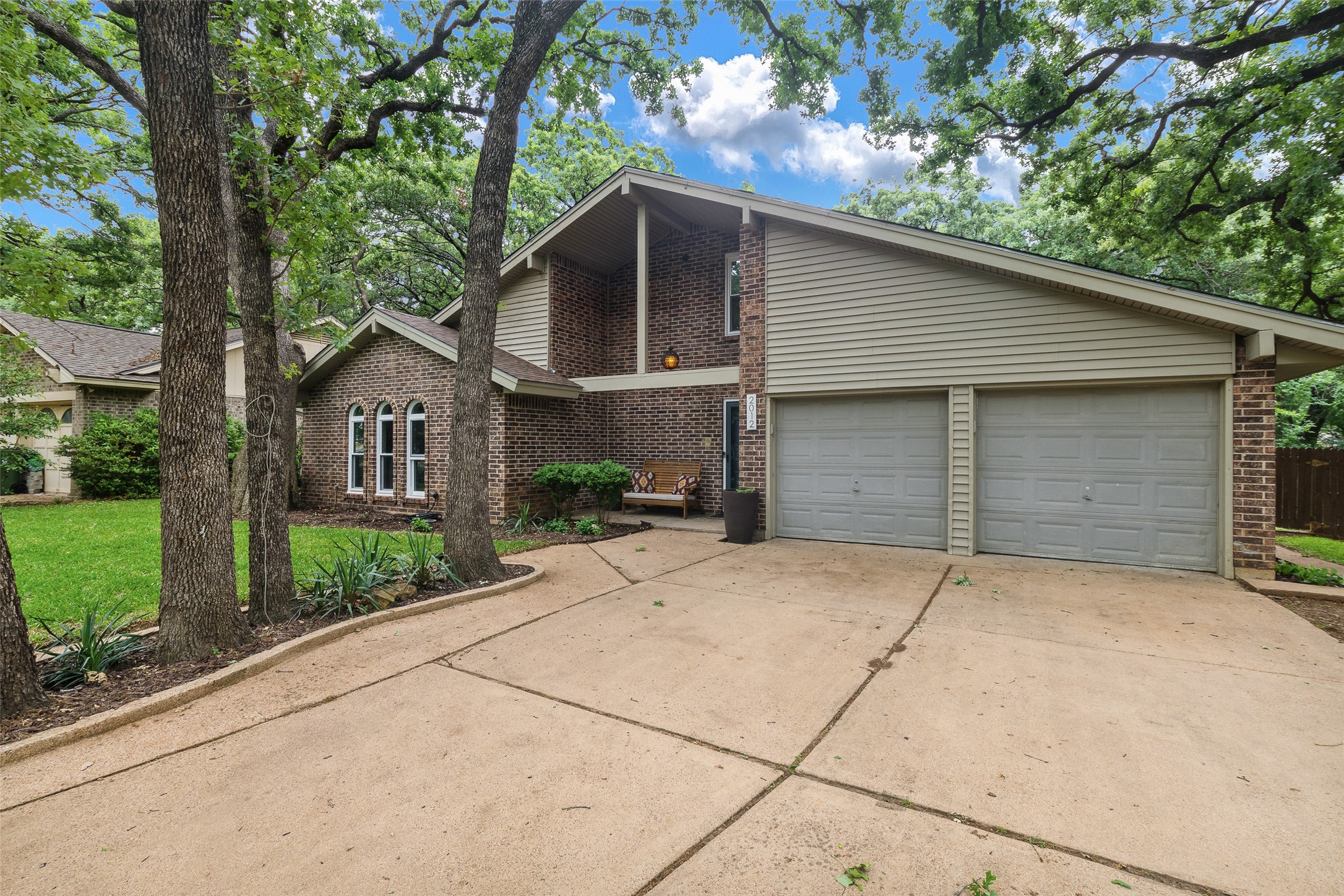 2012 S Meadow Way Circle