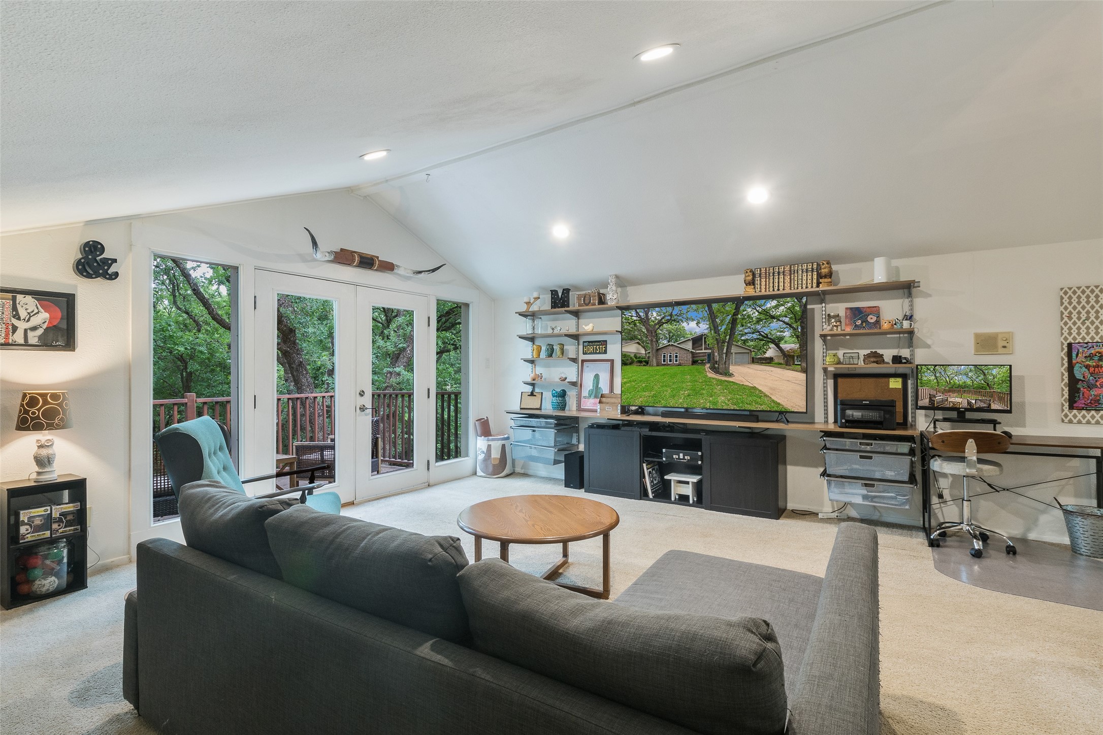 2012 S Meadow Way Circle