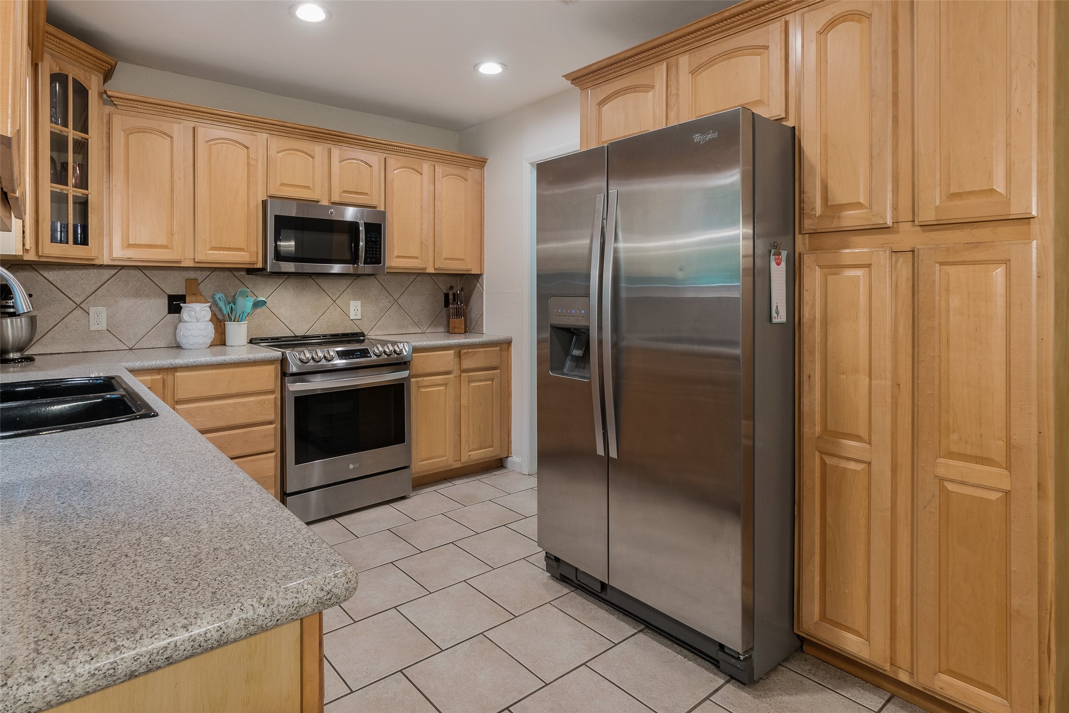 2012 S Meadow Way Circle