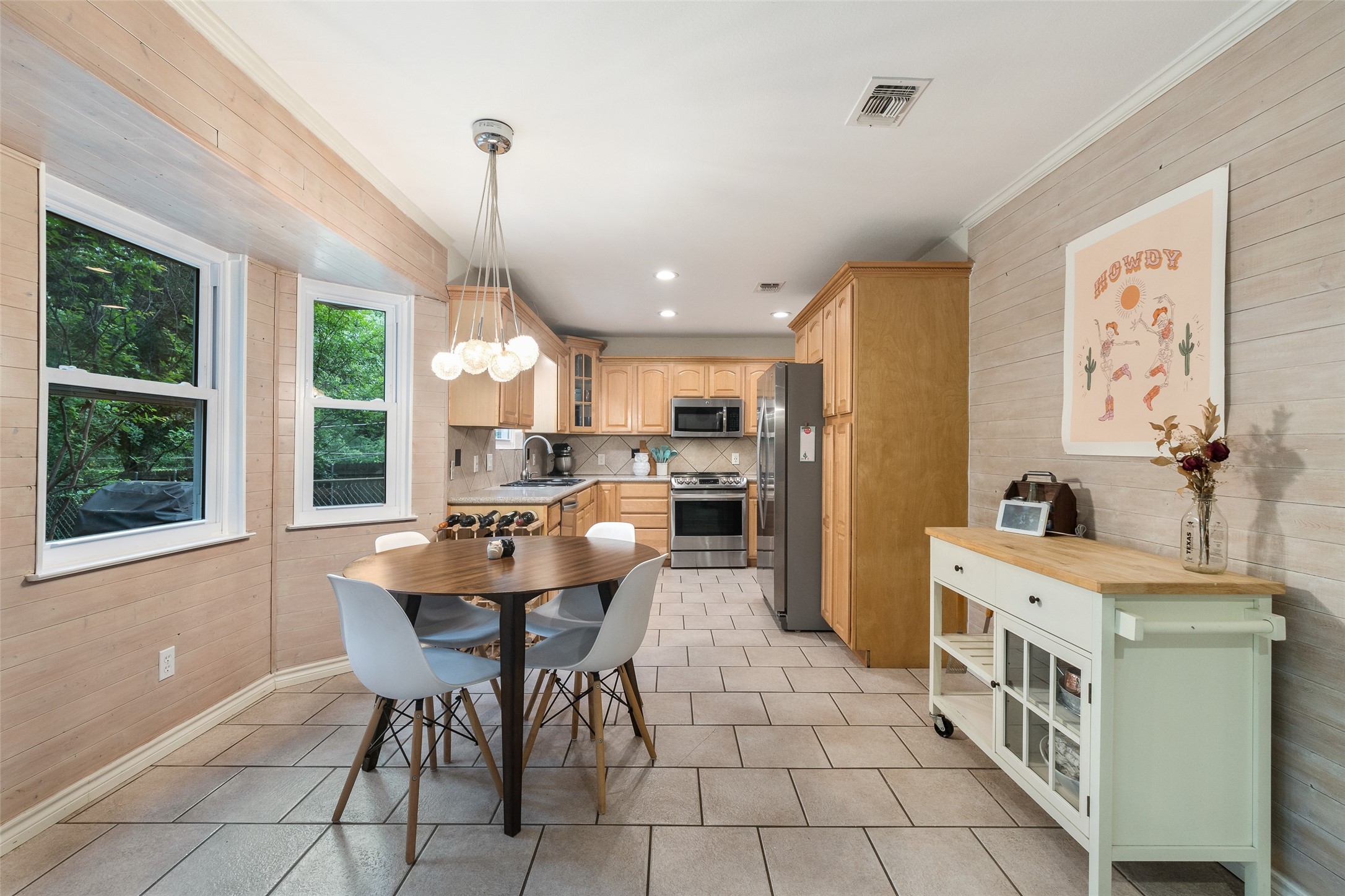 2012 S Meadow Way Circle