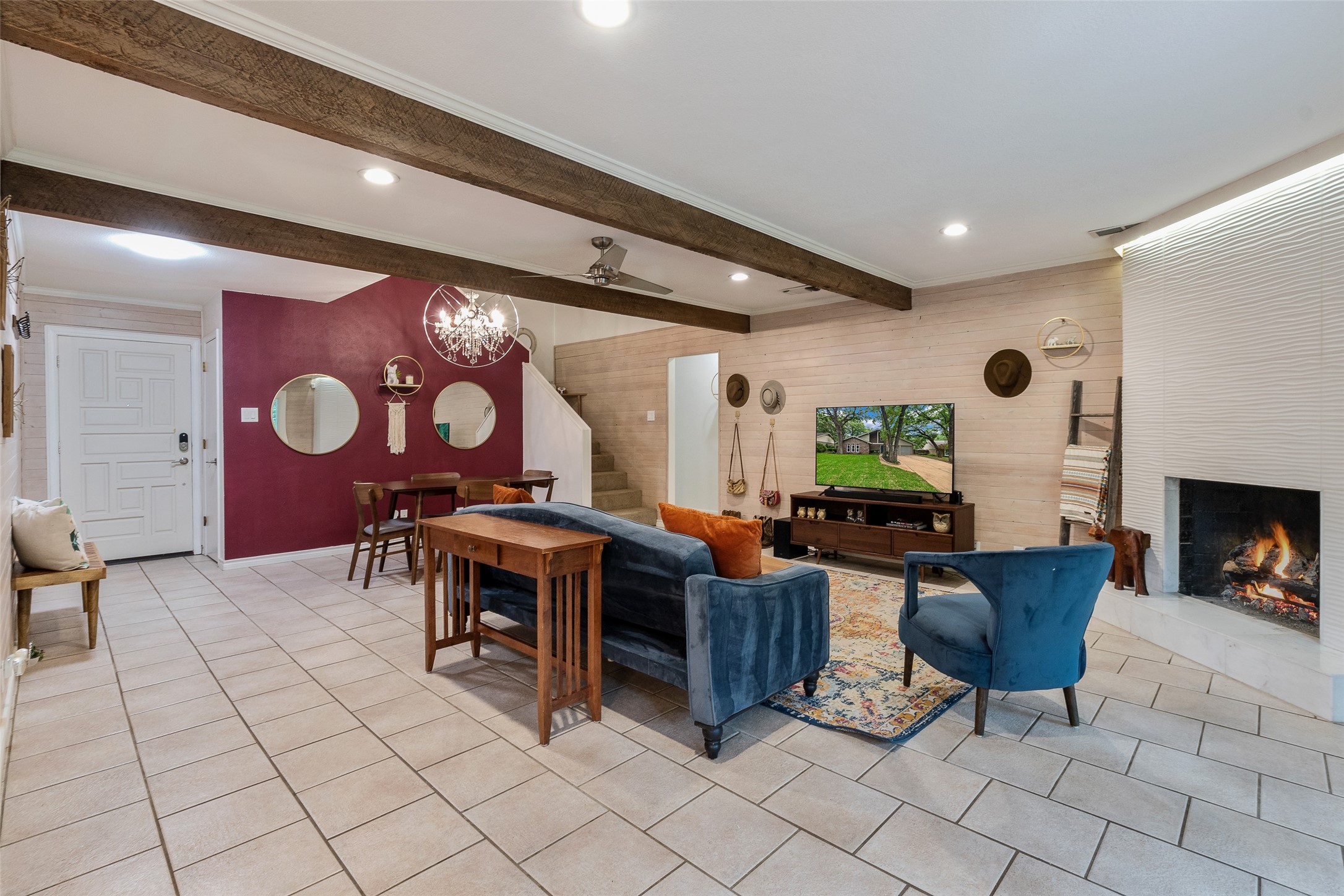 2012 S Meadow Way Circle