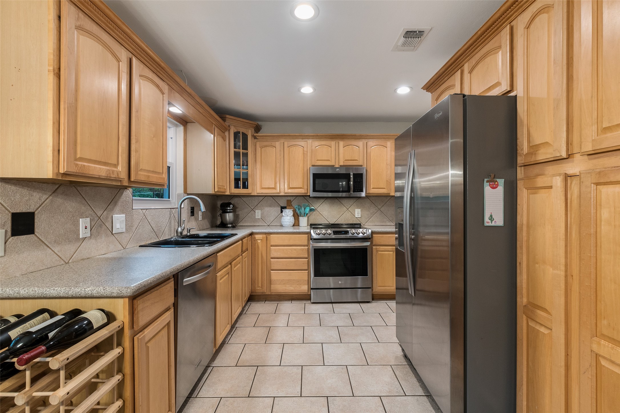 2012 S Meadow Way Circle