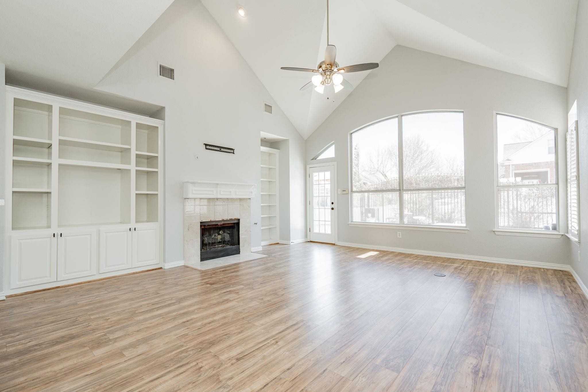 2923 Newport Drive