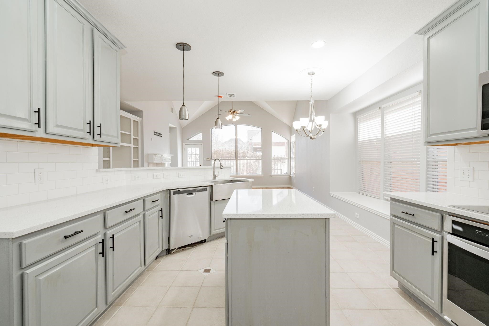 2923 Newport Drive