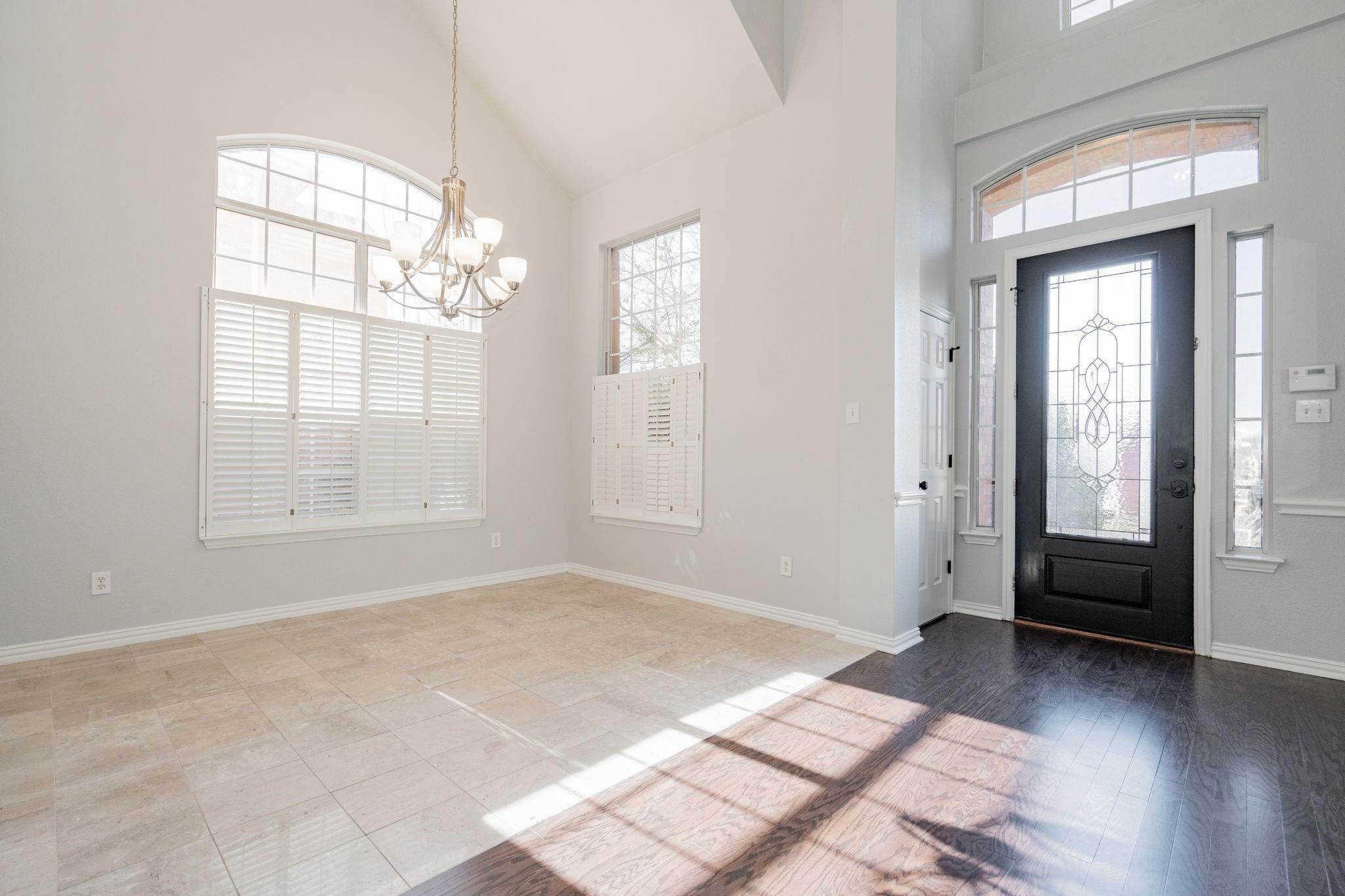 2923 Newport Drive