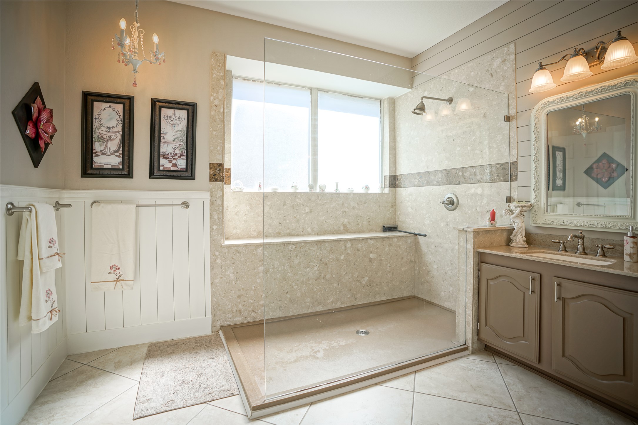 7725 Arcadia Trail