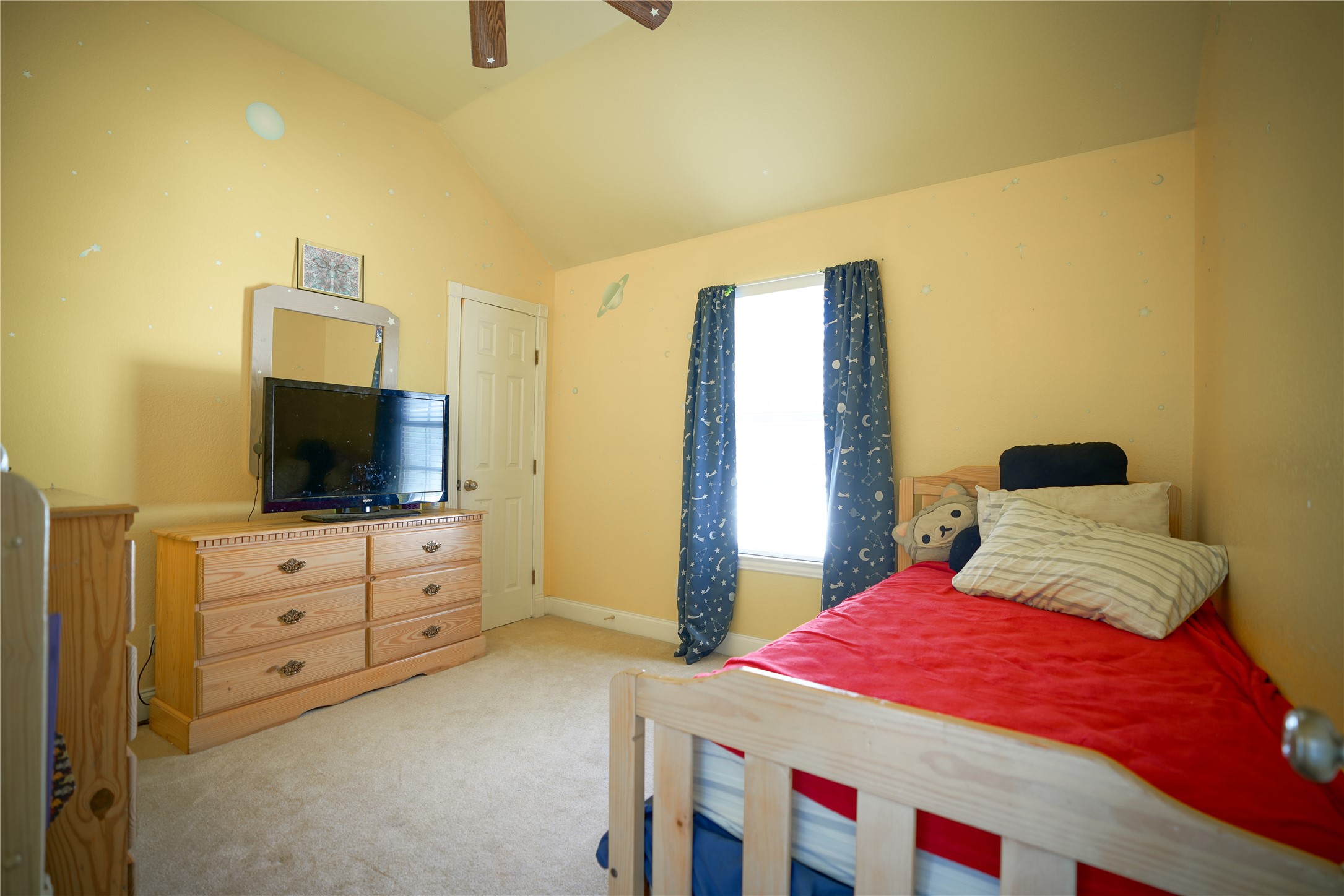 7725 Arcadia Trail