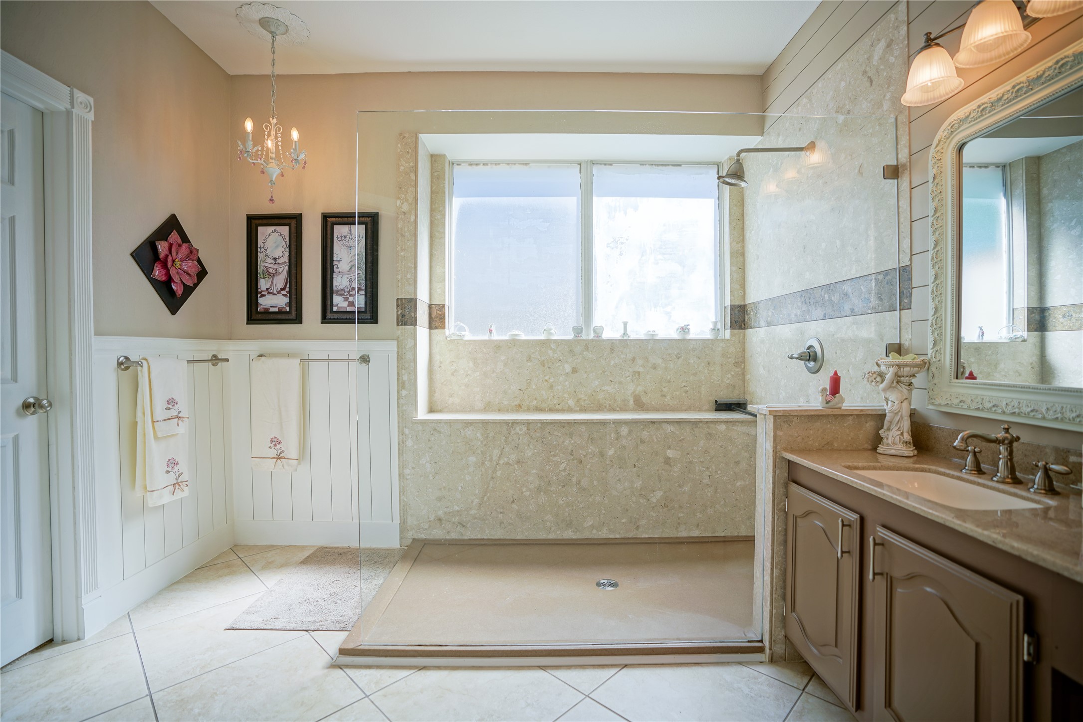 7725 Arcadia Trail