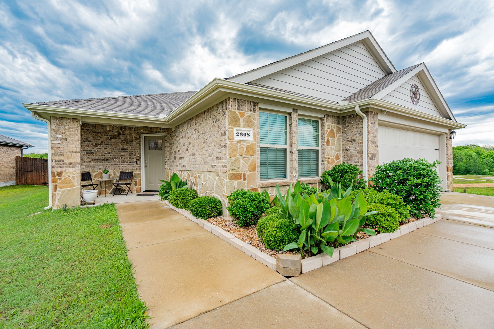 2308 Bellewood Court