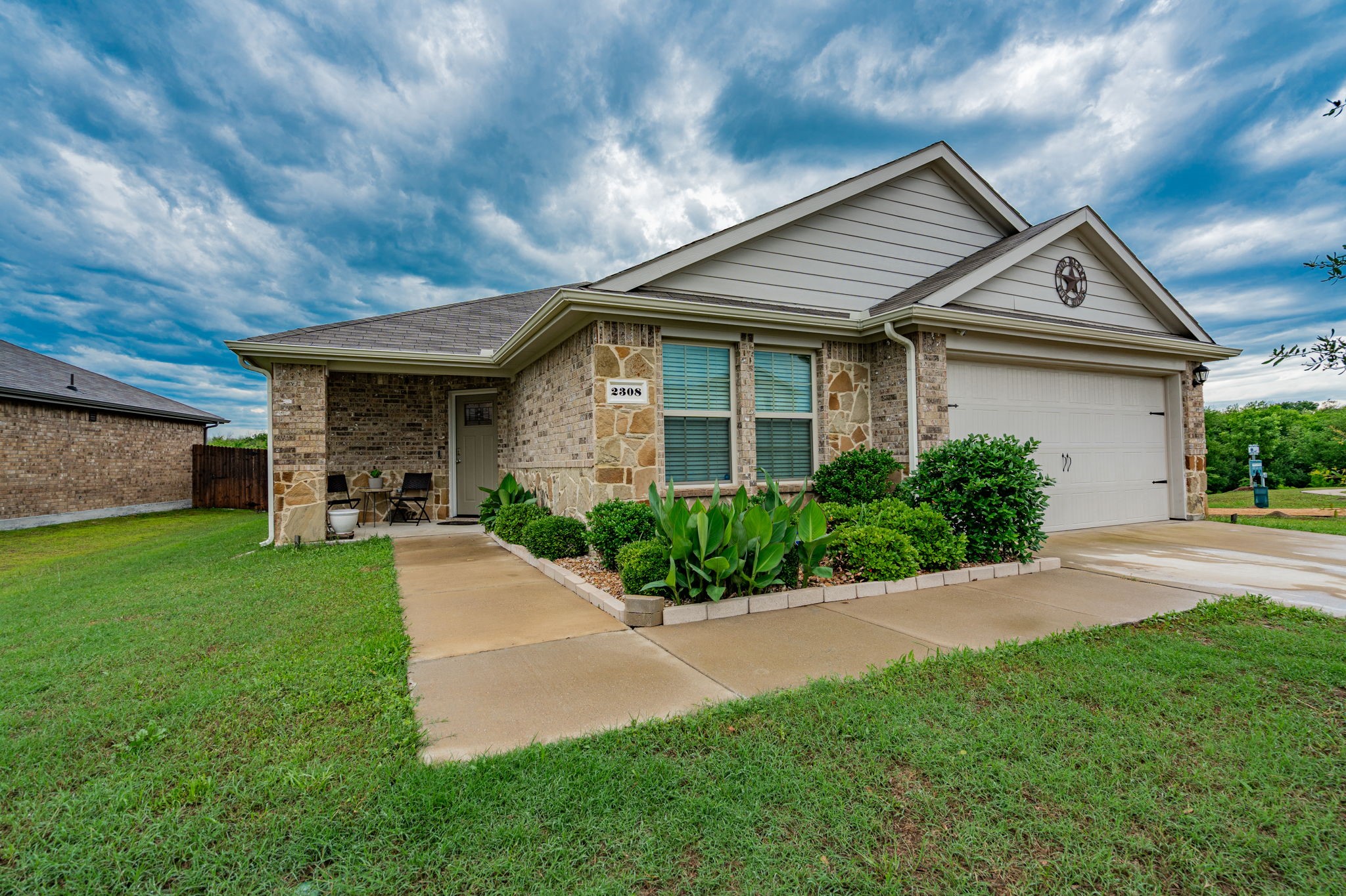 2308 Bellewood Court