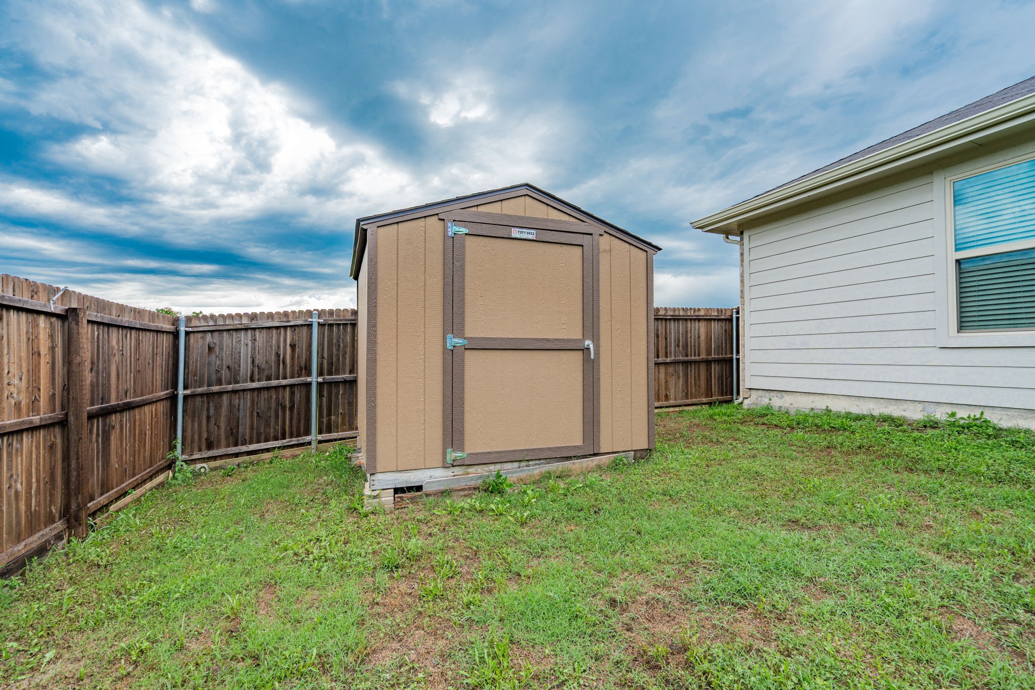 2308 Bellewood Court