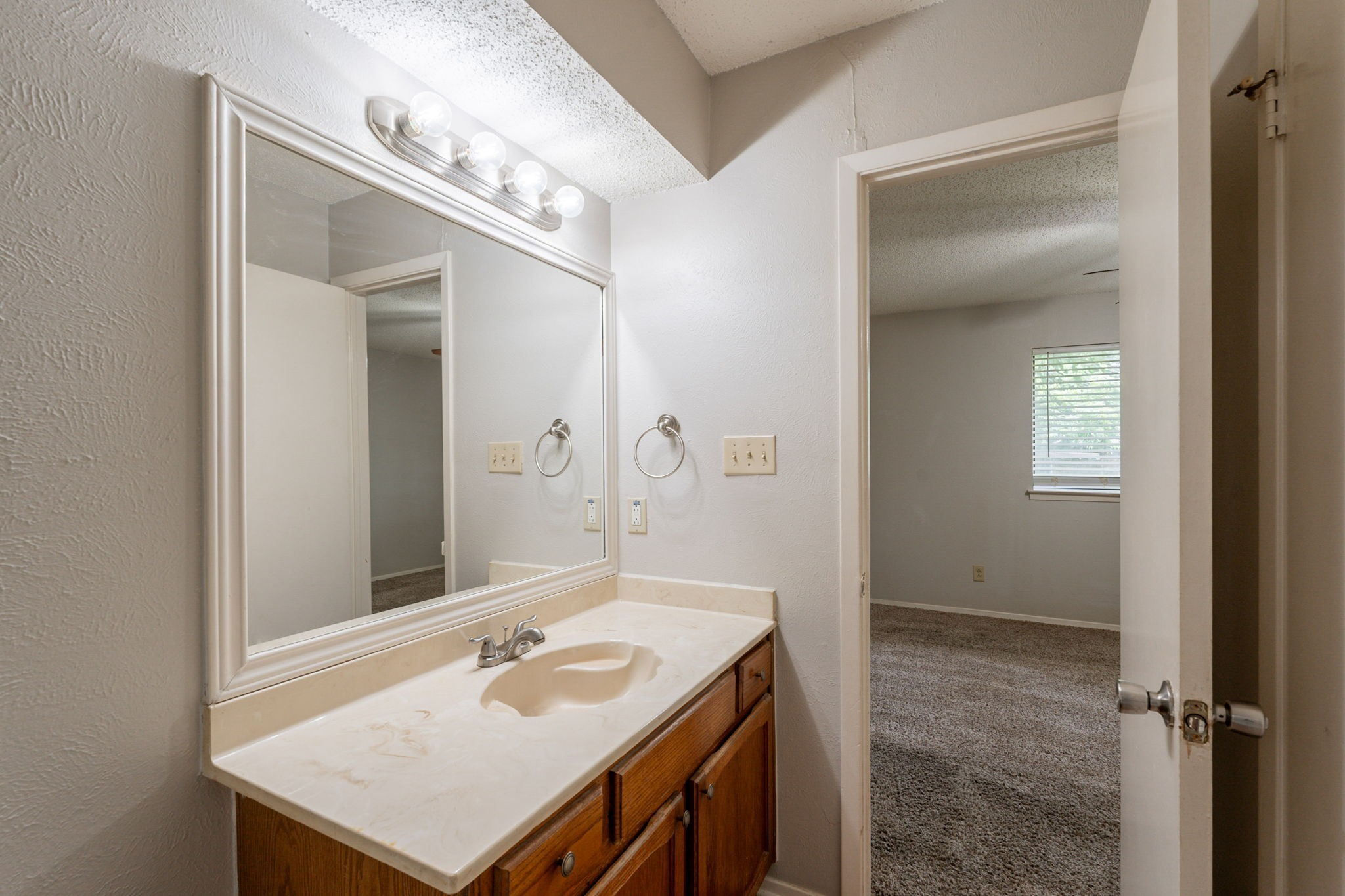 917 Cottonwood Trail