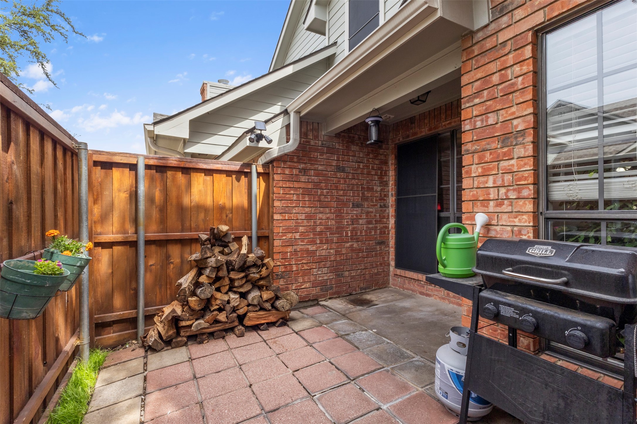 449 Harris Street 102D