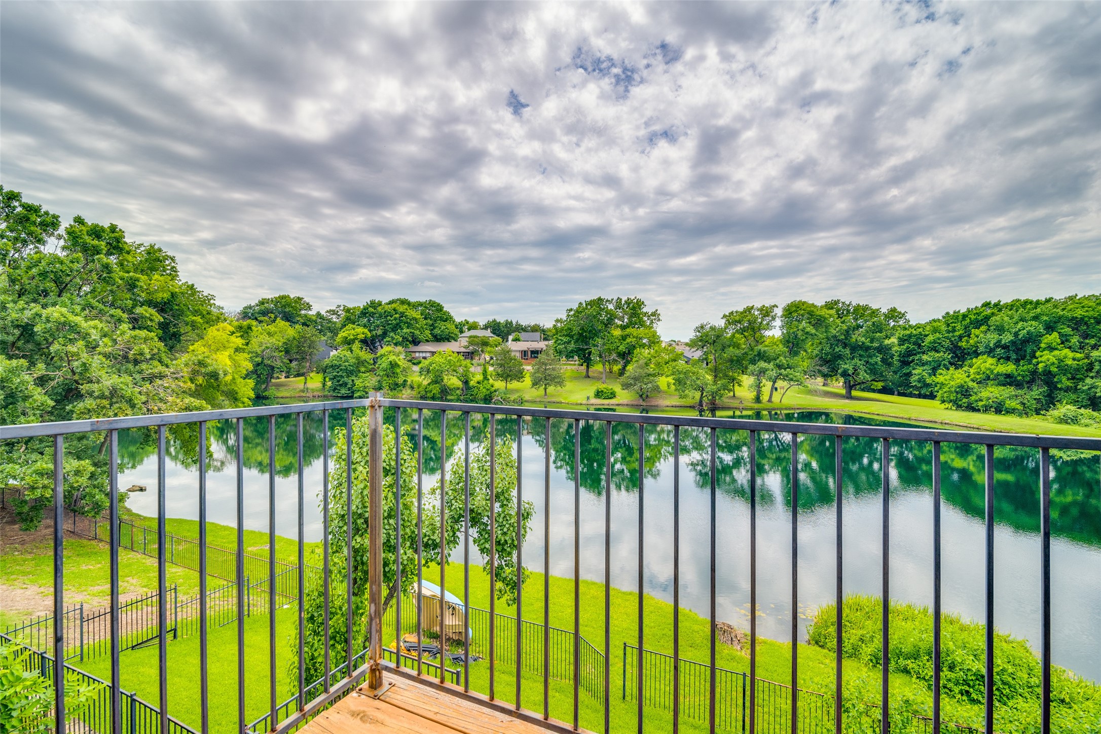 212 Lionhart Place
