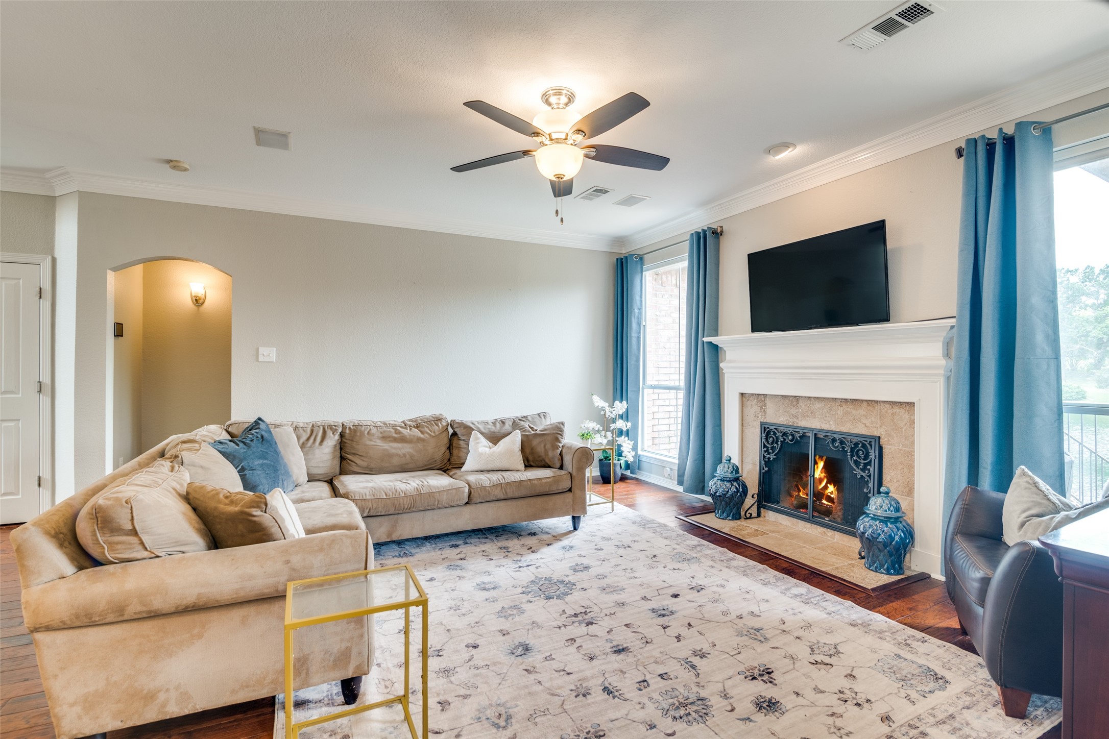 212 Lionhart Place
