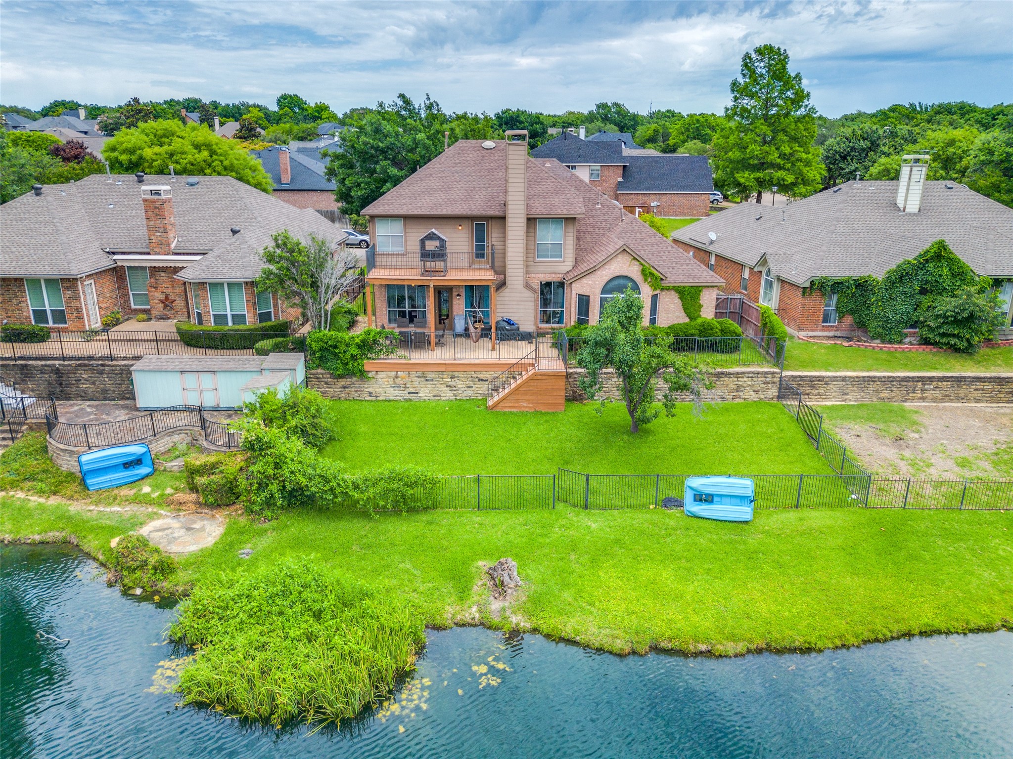 212 Lionhart Place