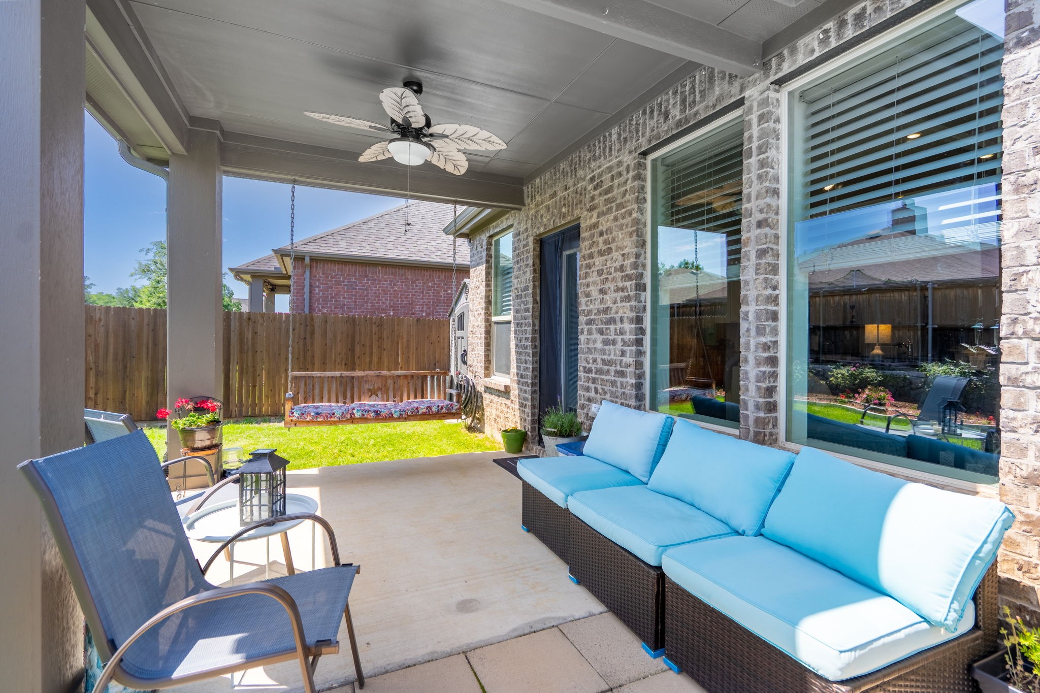 513 Lake Cove Drive