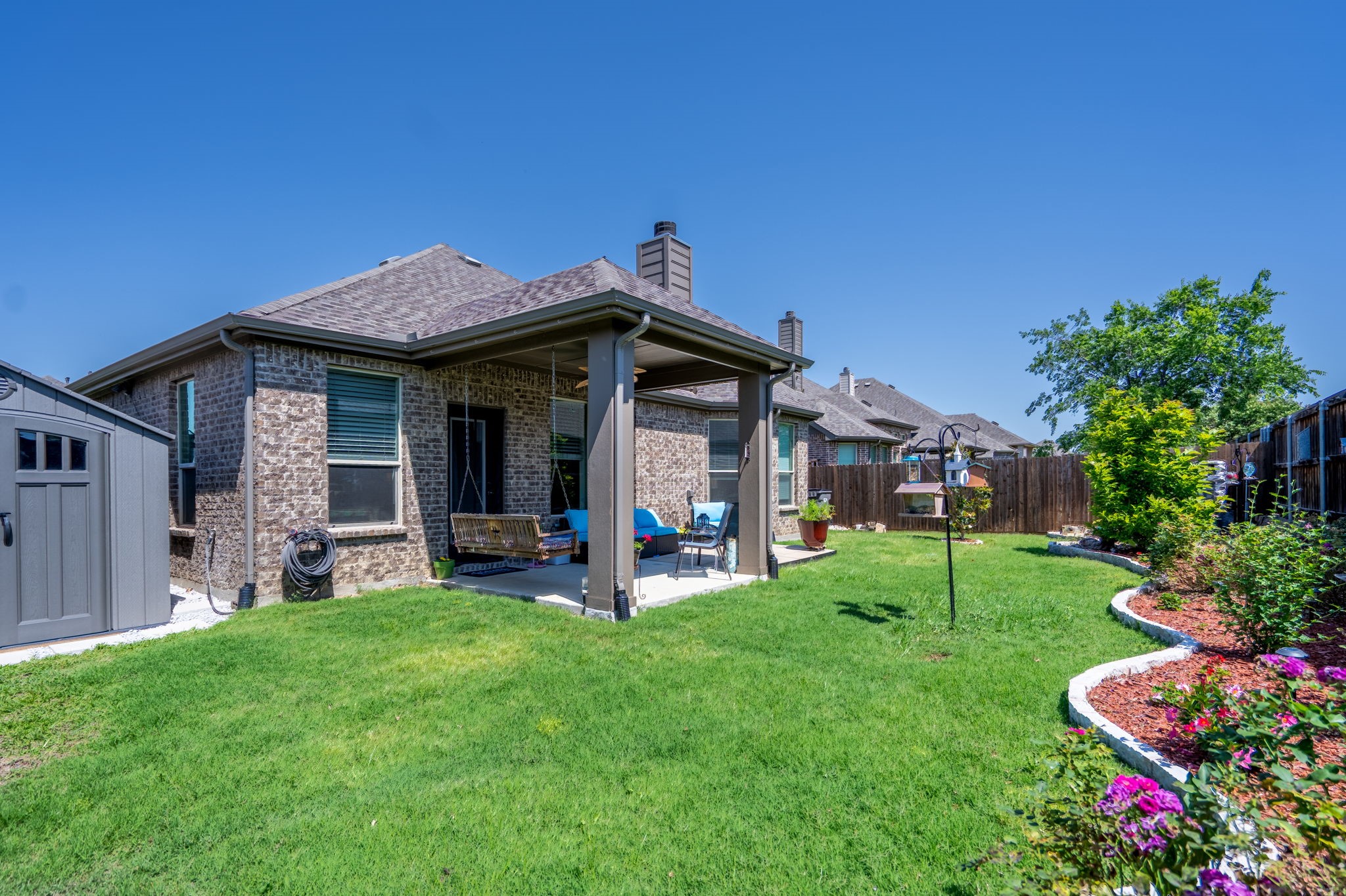 513 Lake Cove Drive
