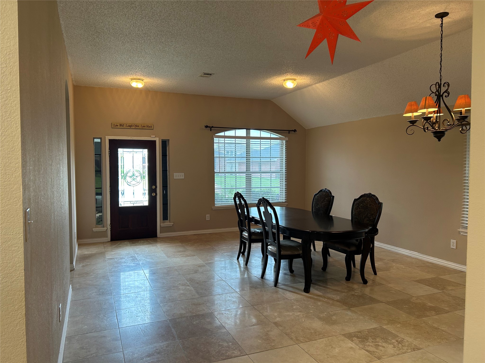 2044 Pecan Creek Drive