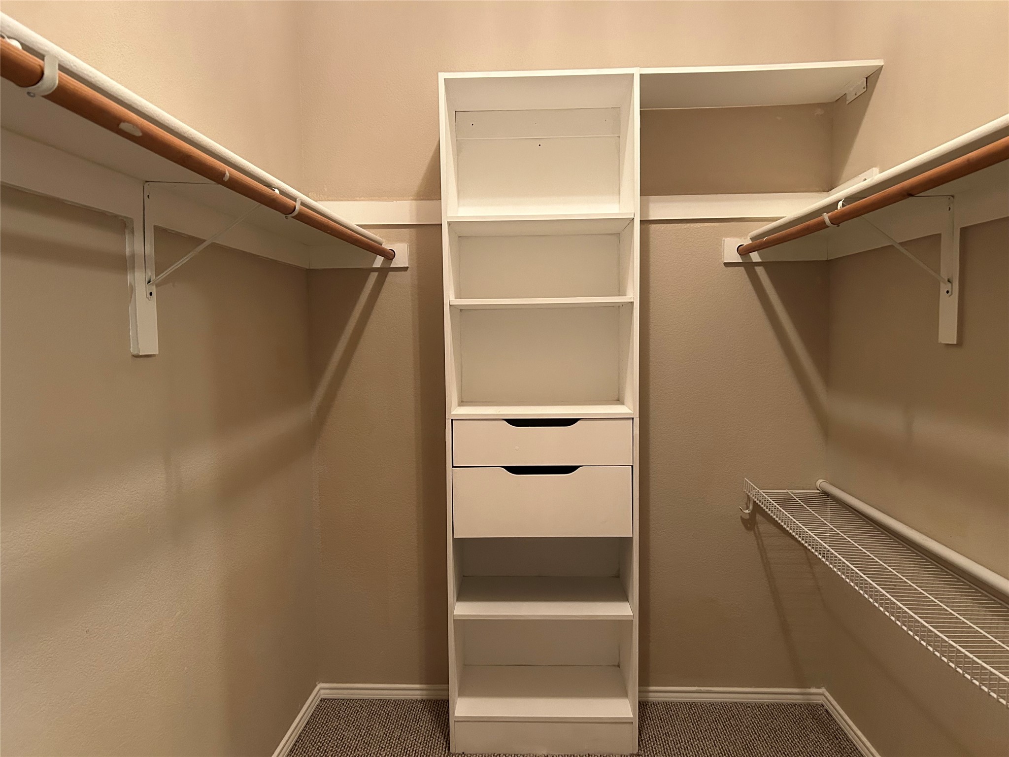 2044 Pecan Creek Drive