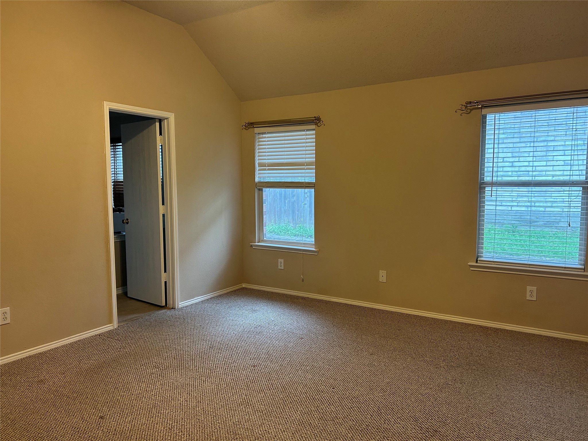 2044 Pecan Creek Drive