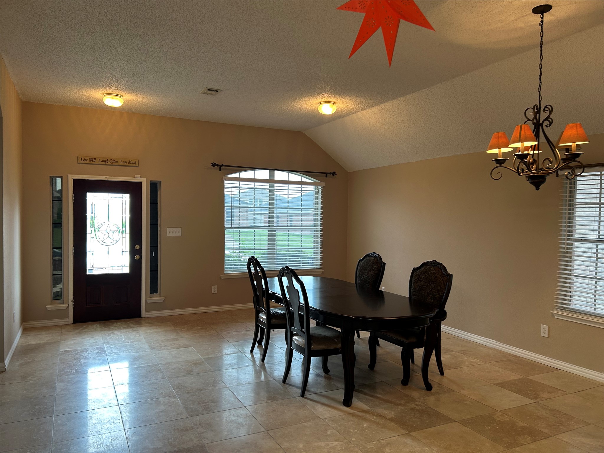 2044 Pecan Creek Drive