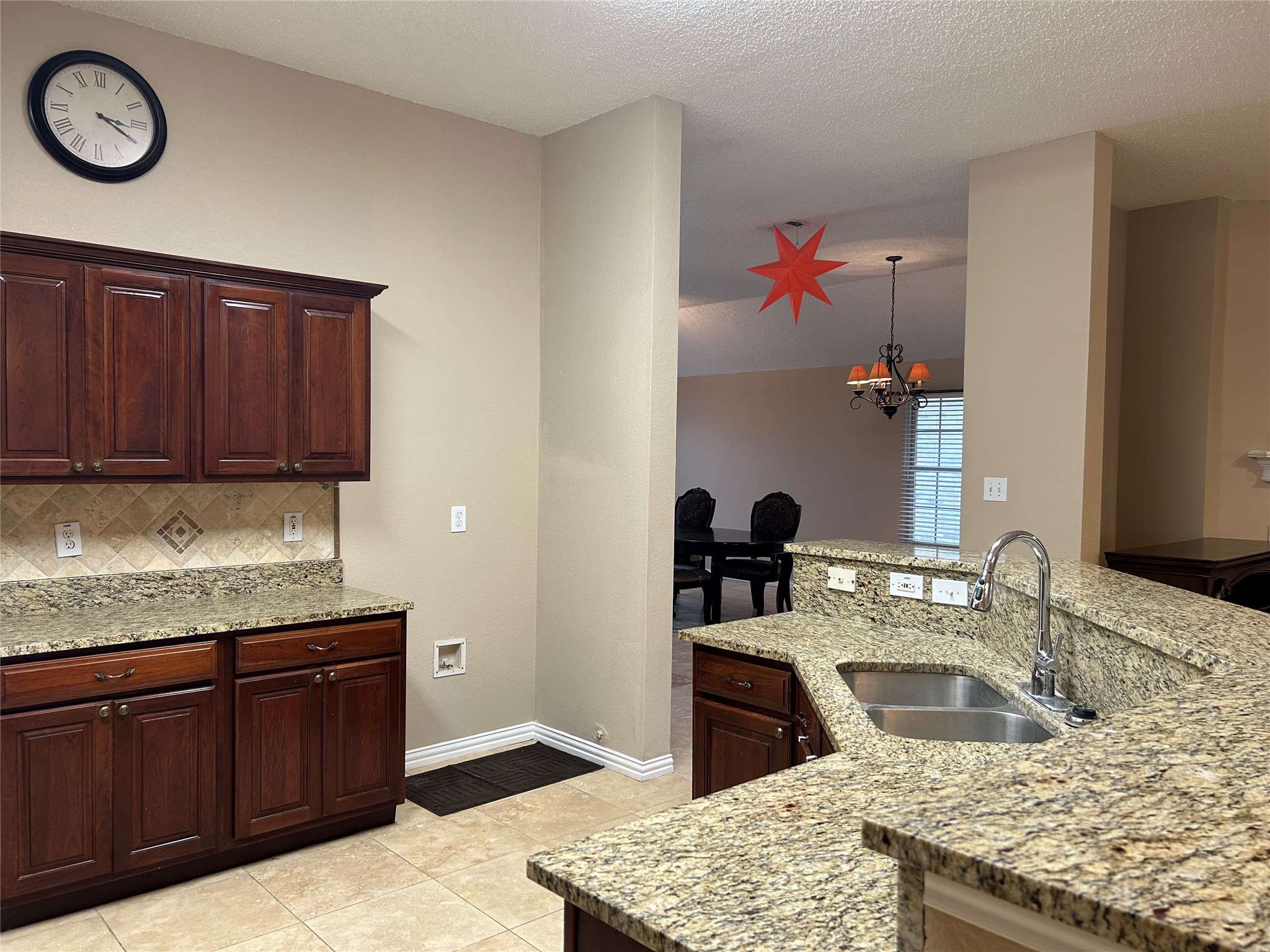 2044 Pecan Creek Drive