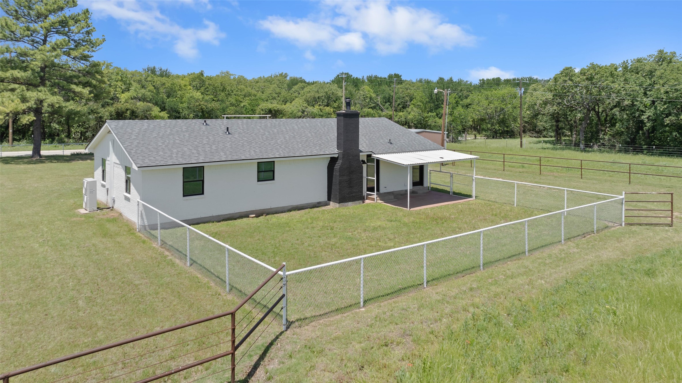698 County Road 3825