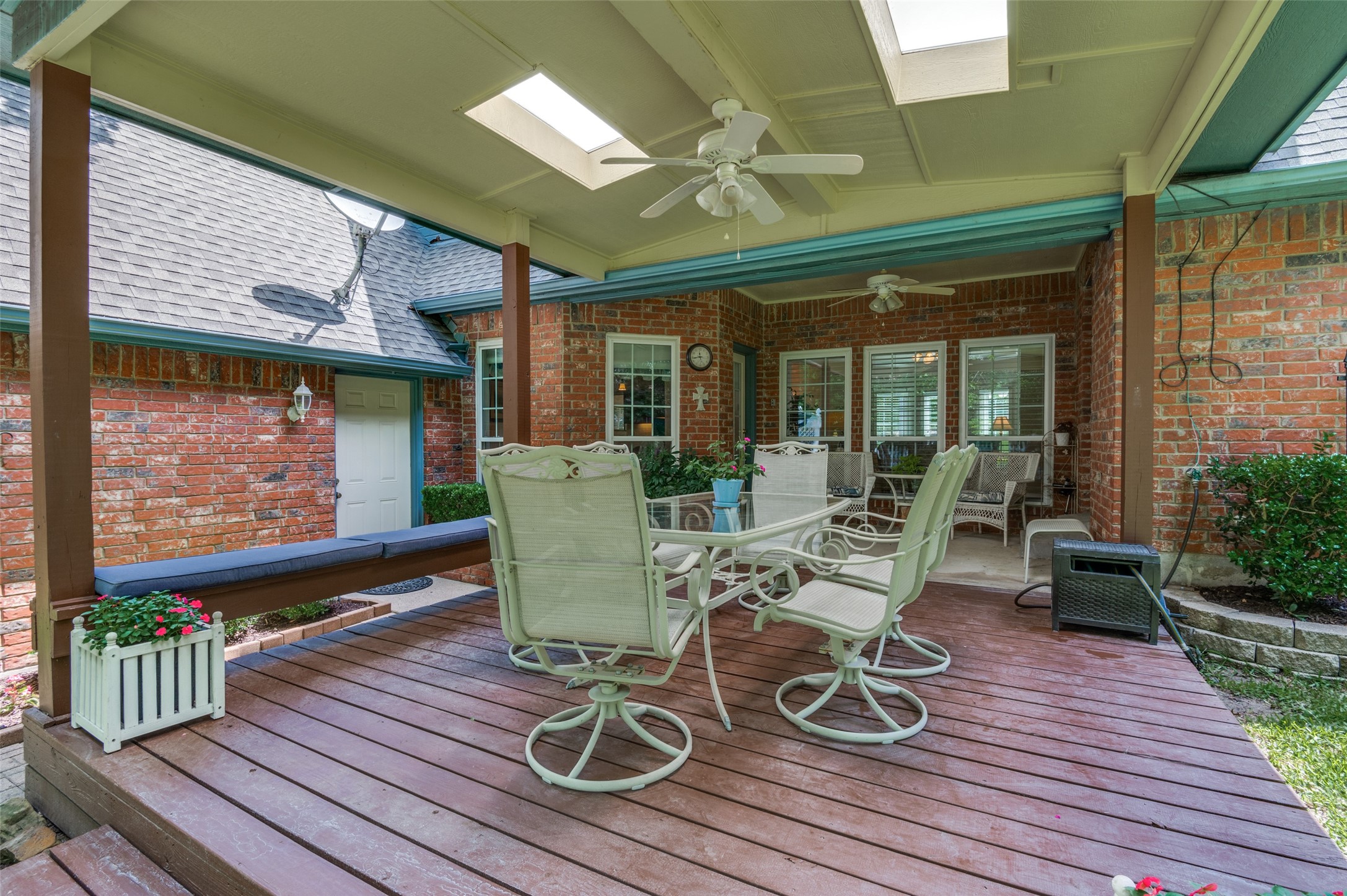 815 Laurel Hills Court