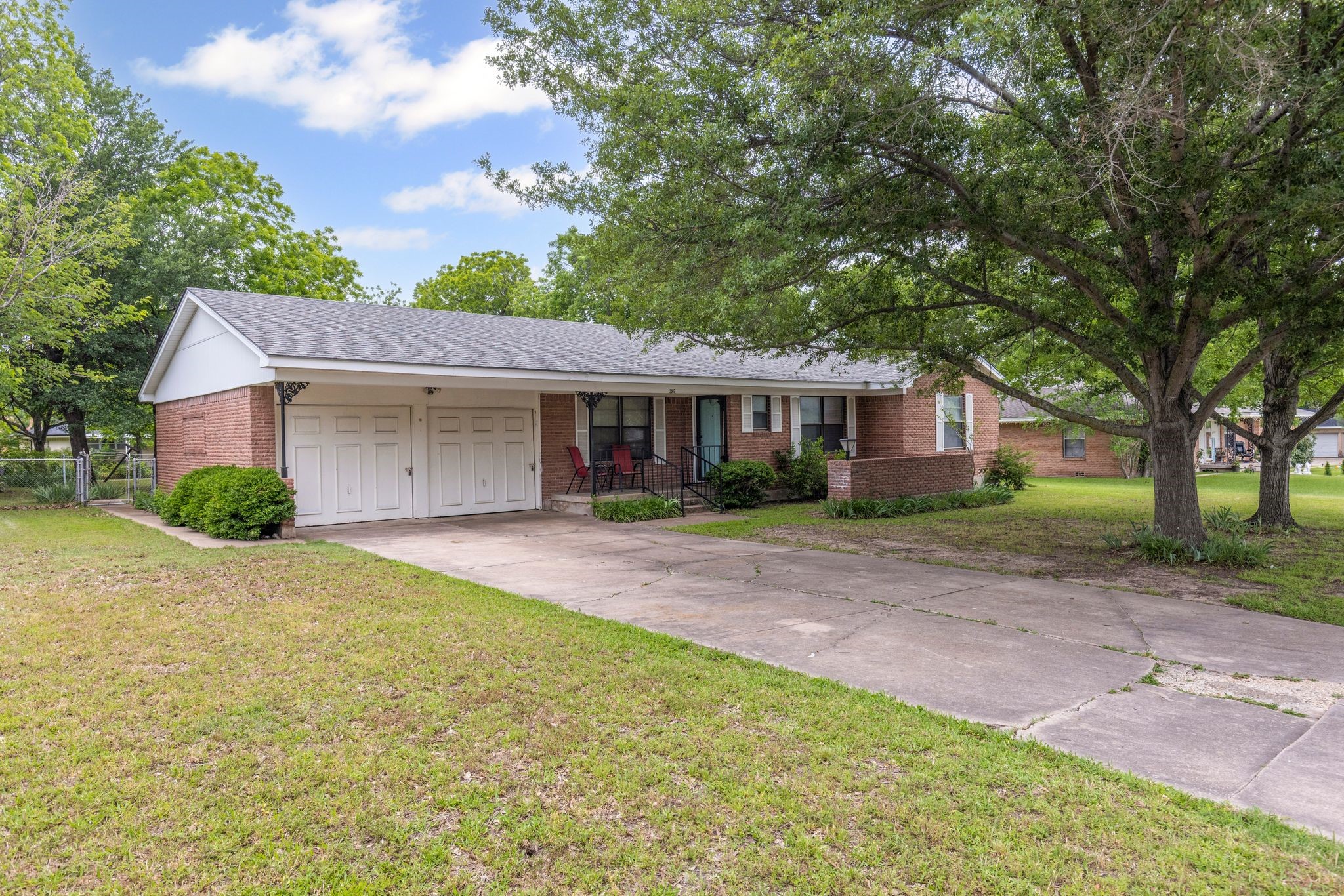 2502 Beverly Drive