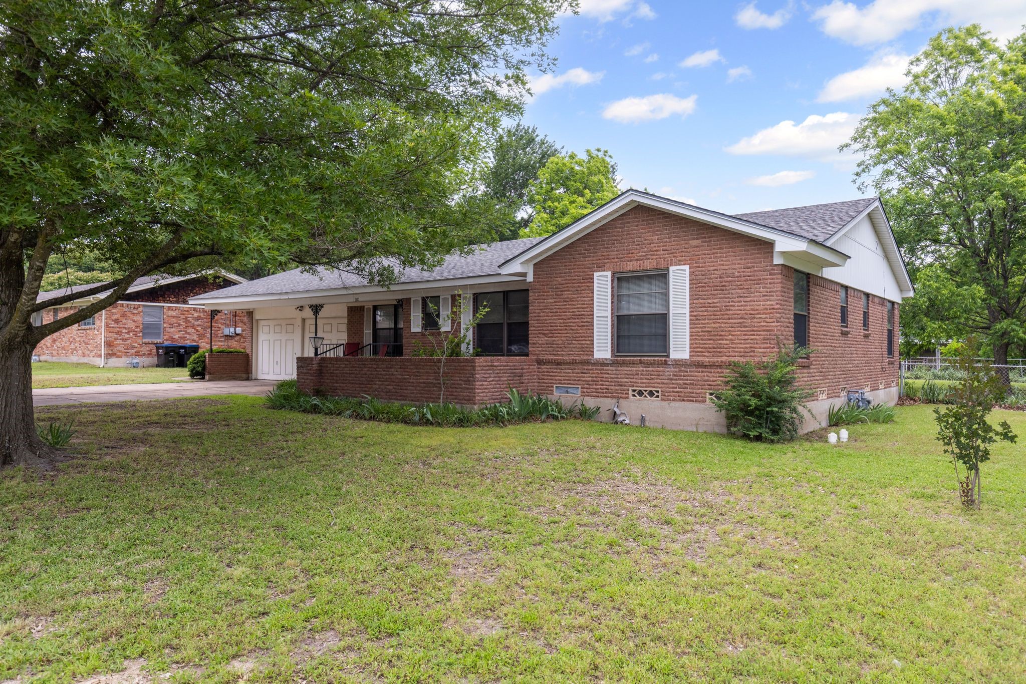 2502 Beverly Drive