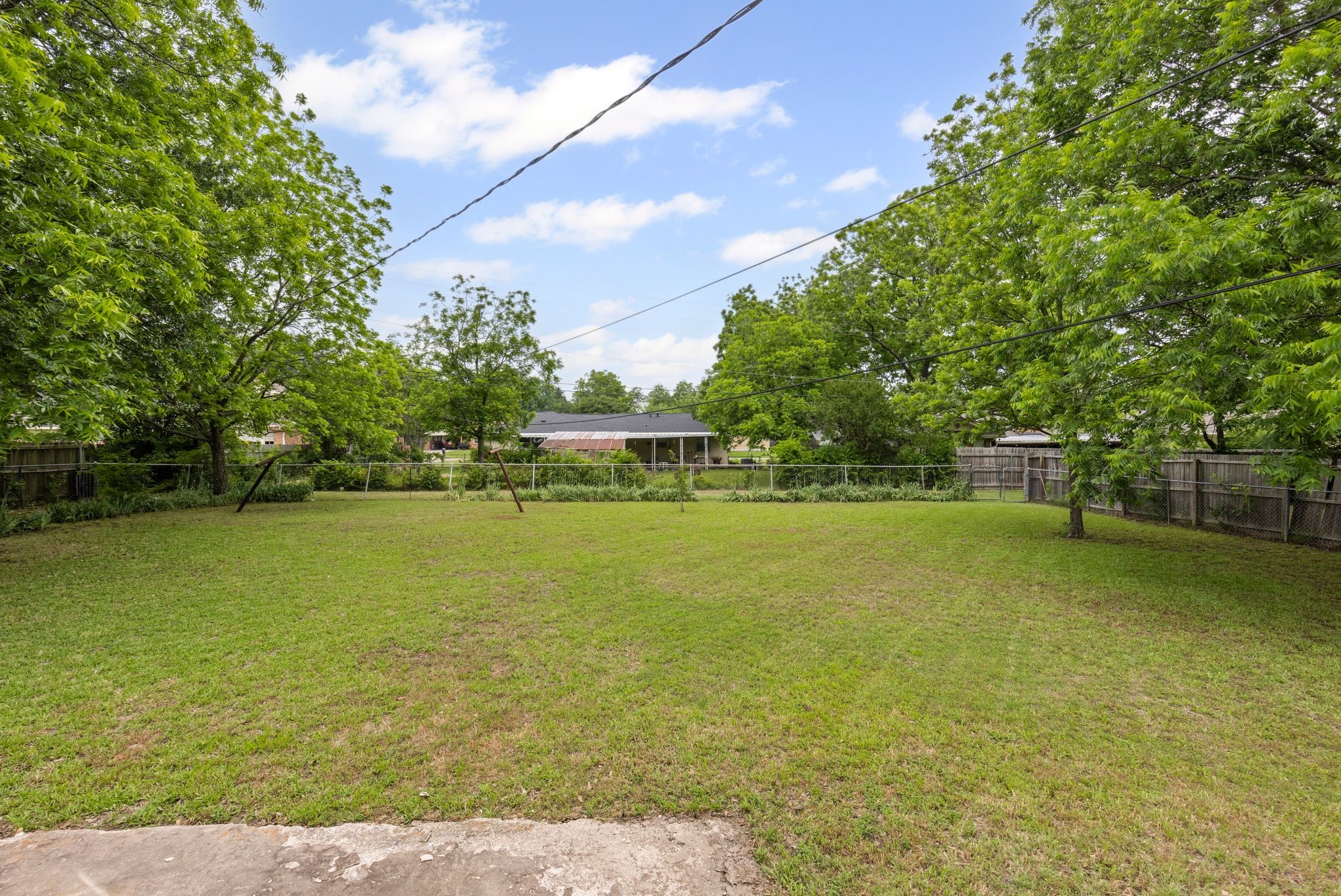 2502 Beverly Drive