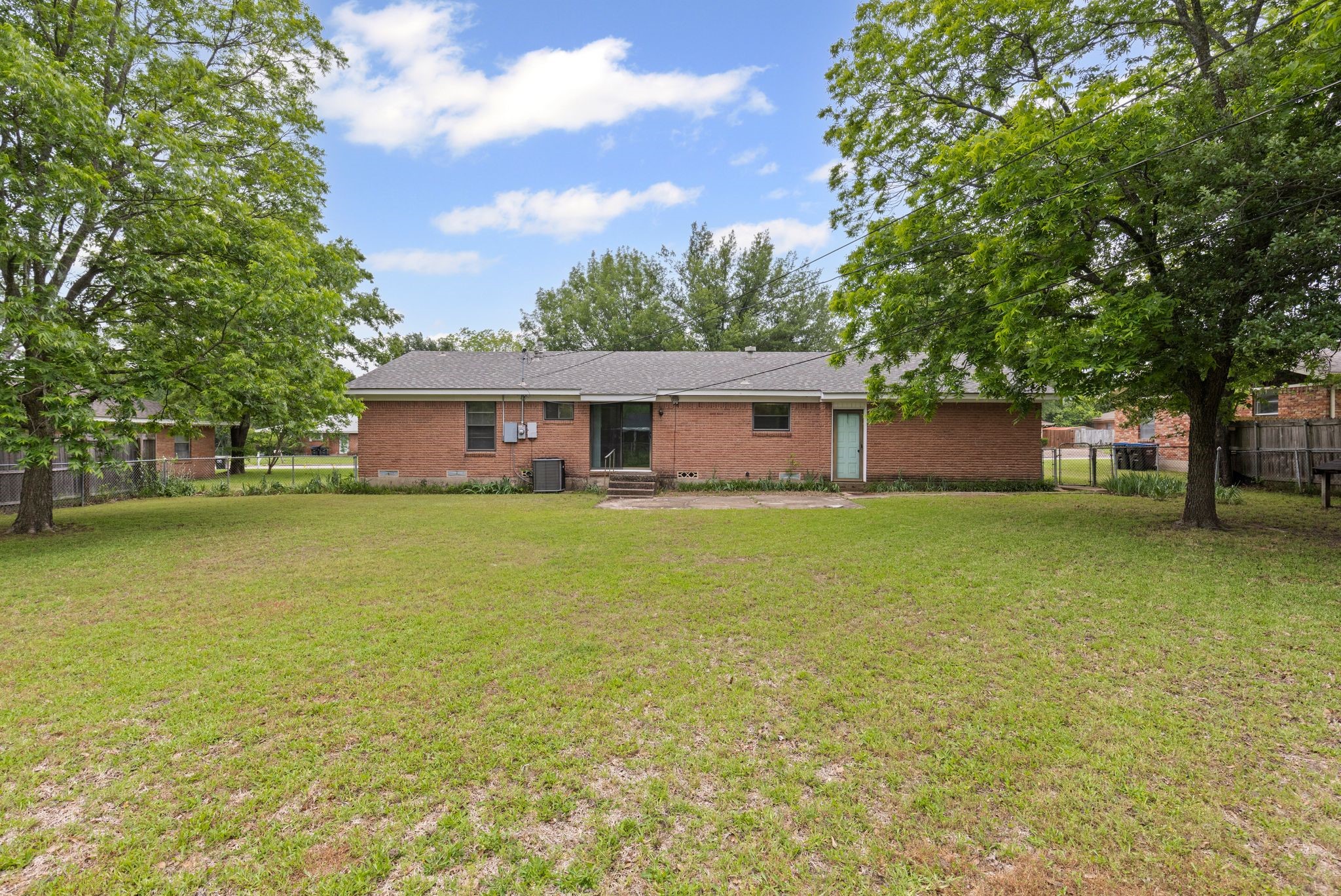 2502 Beverly Drive