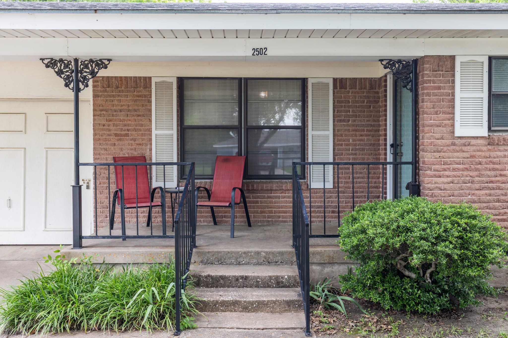 2502 Beverly Drive