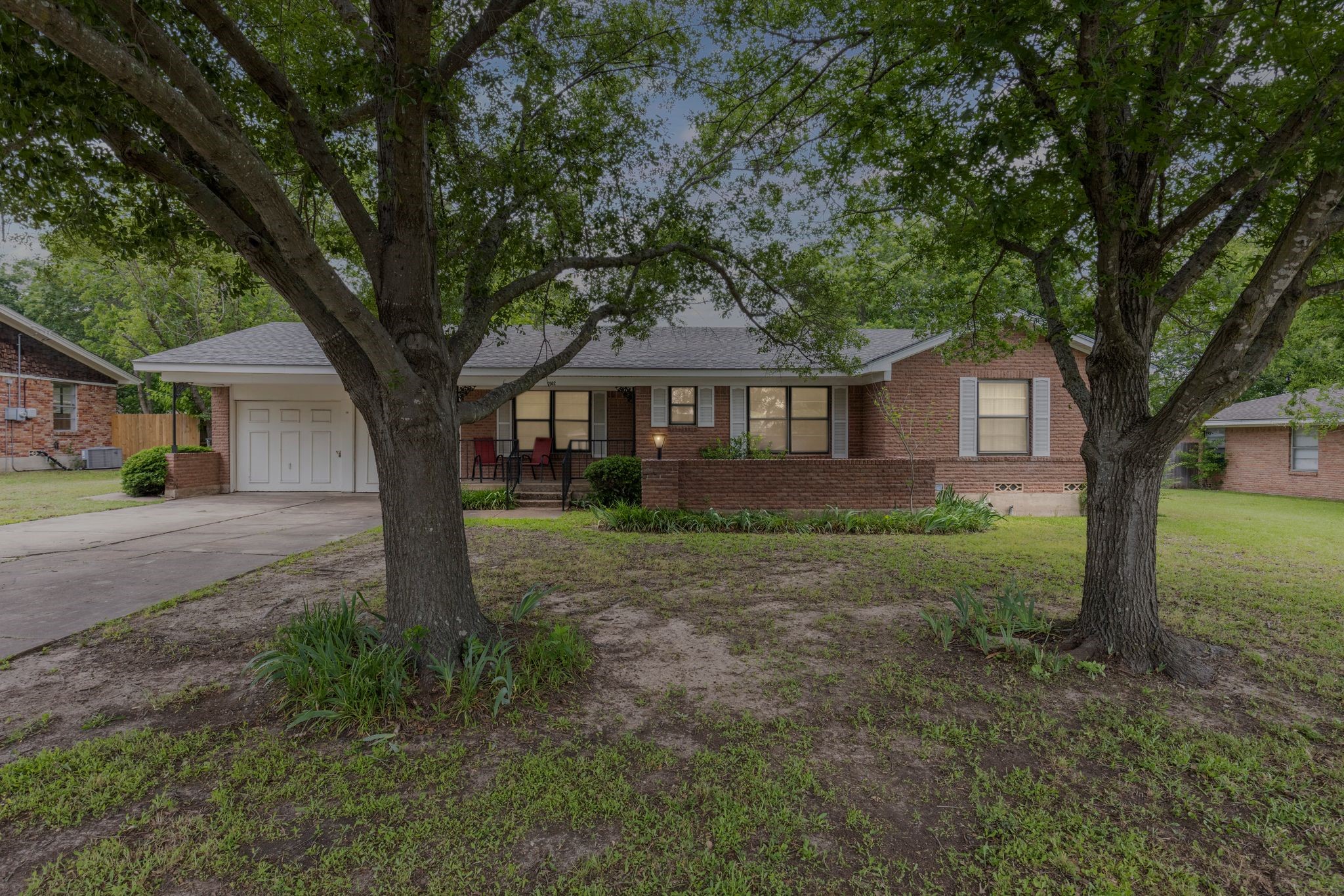2502 Beverly Drive